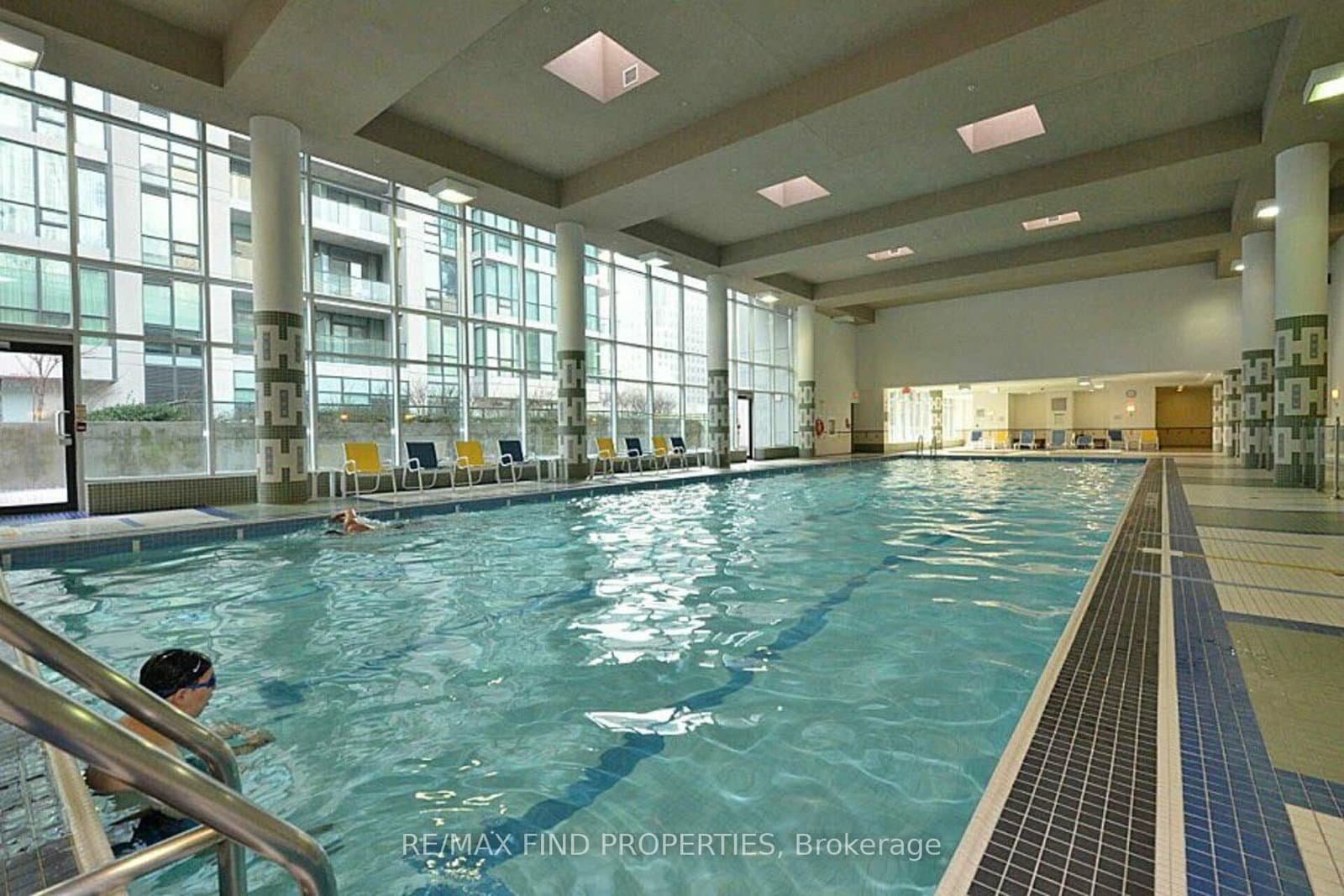 12 Yonge Street, Unit 1505 thumbnail 28
