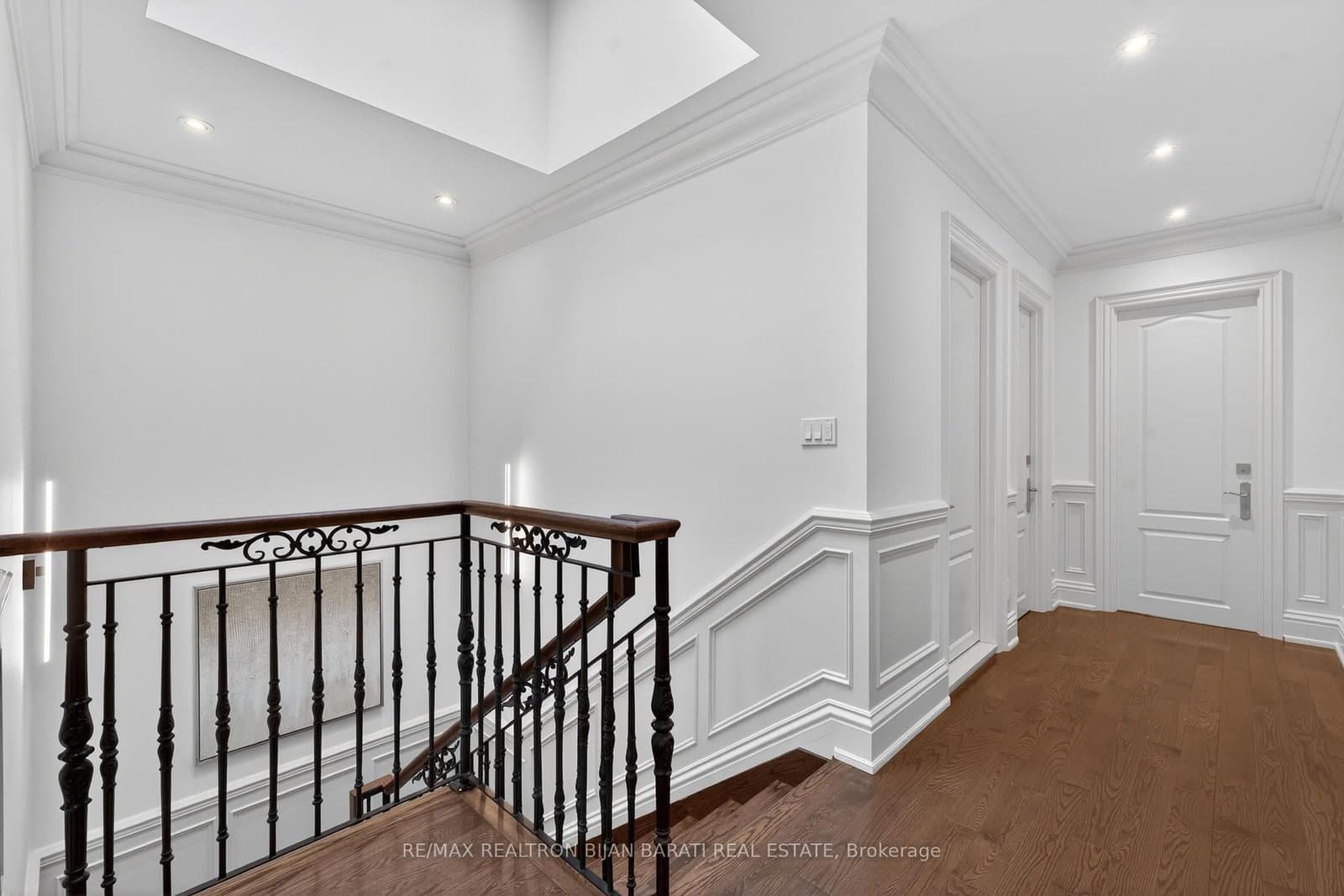 122 Holmes Avenue thumbnail 24