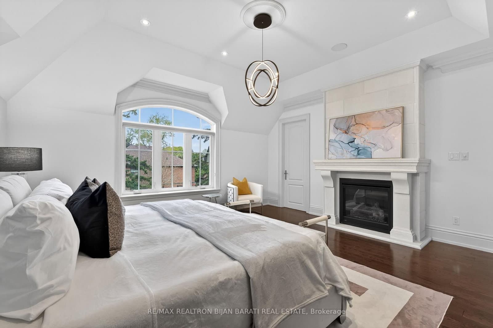 122 Holmes Avenue thumbnail 26