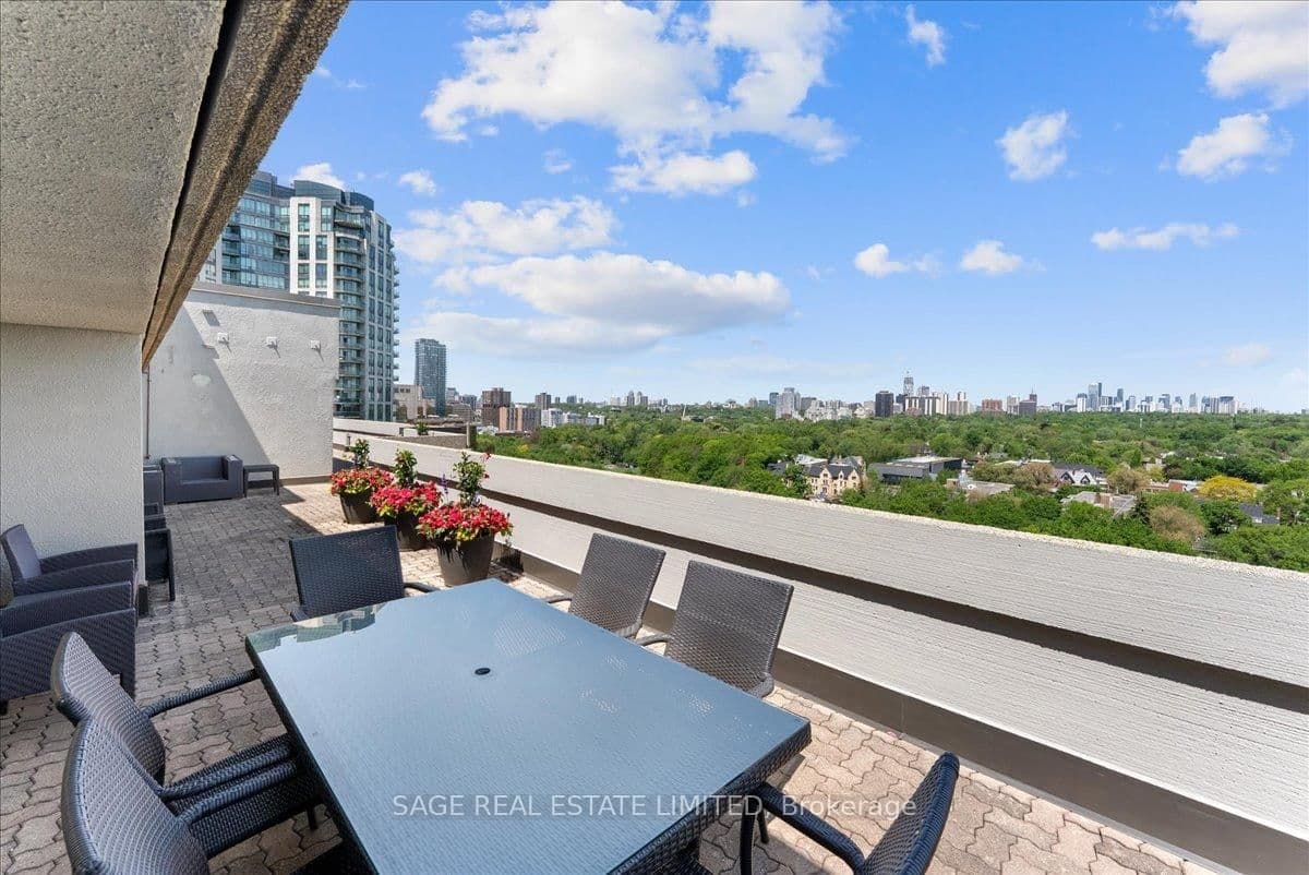 360 Bloor Street E, Unit 209 thumbnail 32