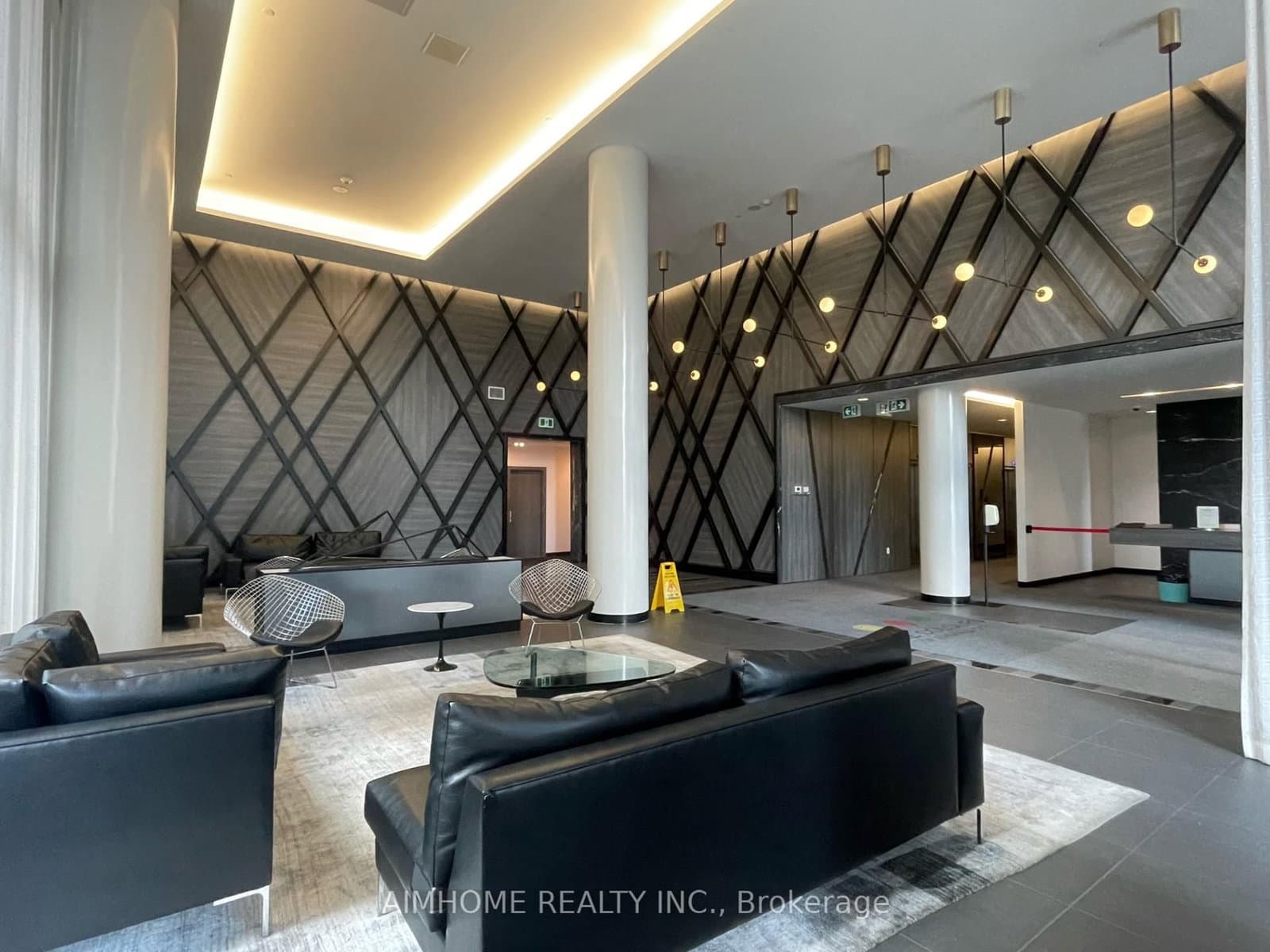 52 Forest Manor Road, Unit 1305 thumbnail 2