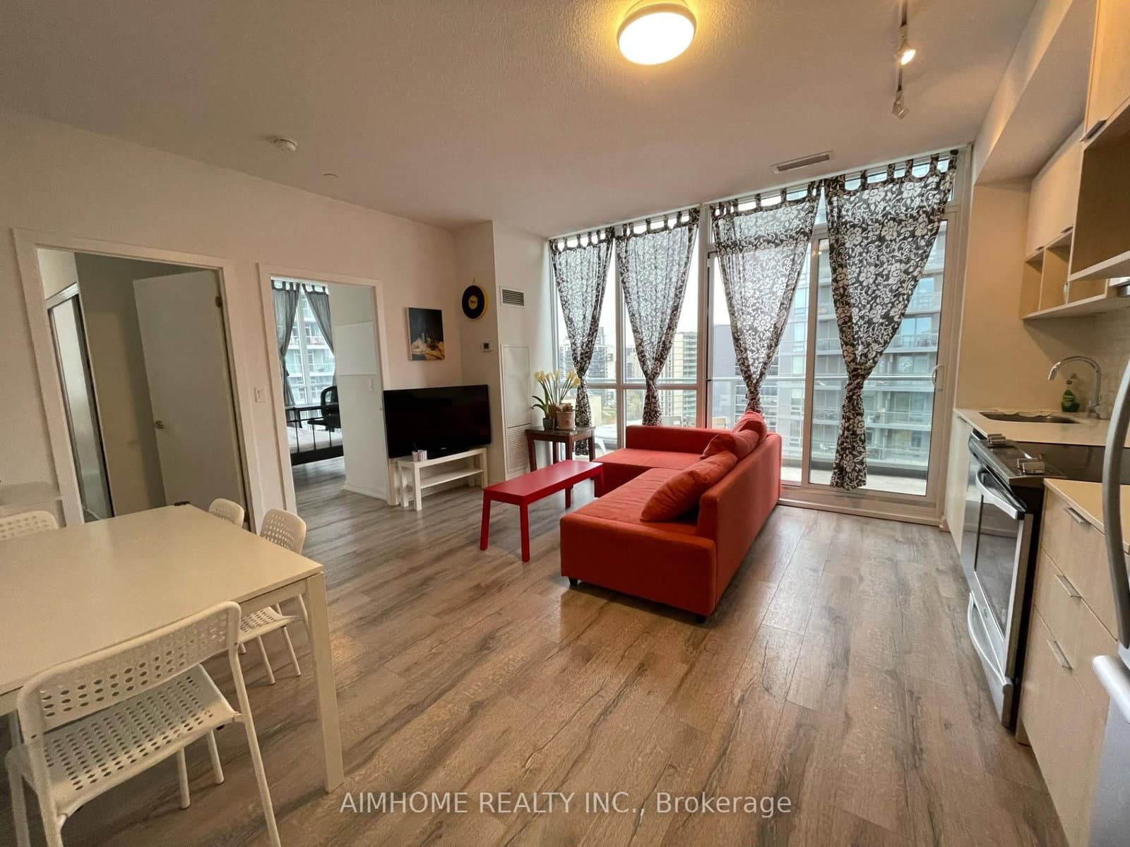 52 Forest Manor Road, Unit 1305 thumbnail 3