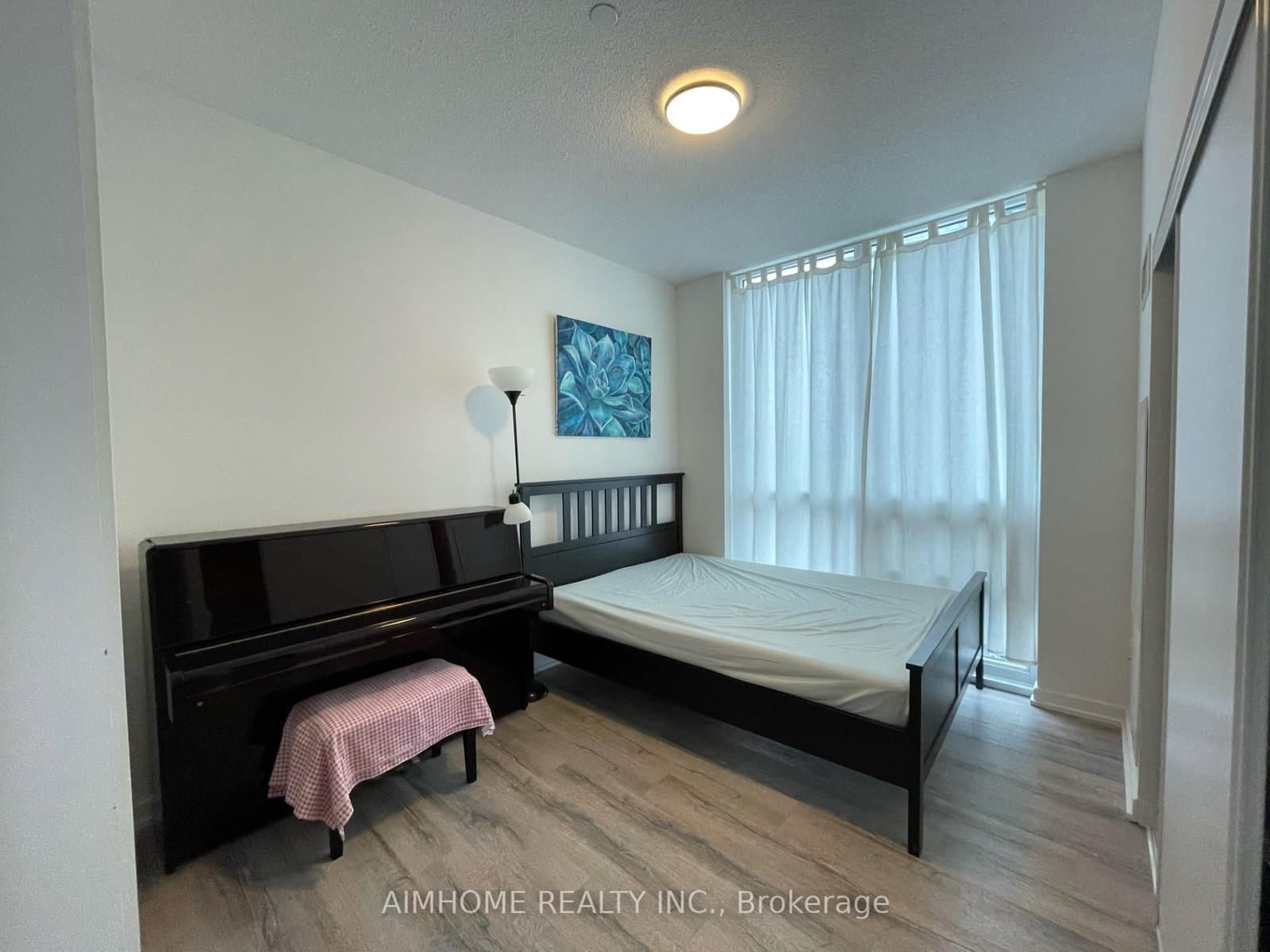 52 Forest Manor Road, Unit 1305 thumbnail 4