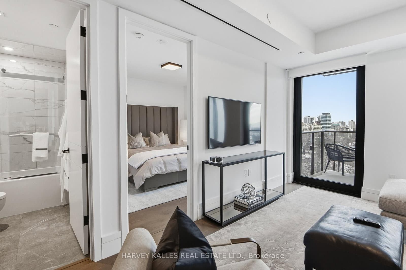 215 Lonsdale Road, Unit 1205 thumbnail 12