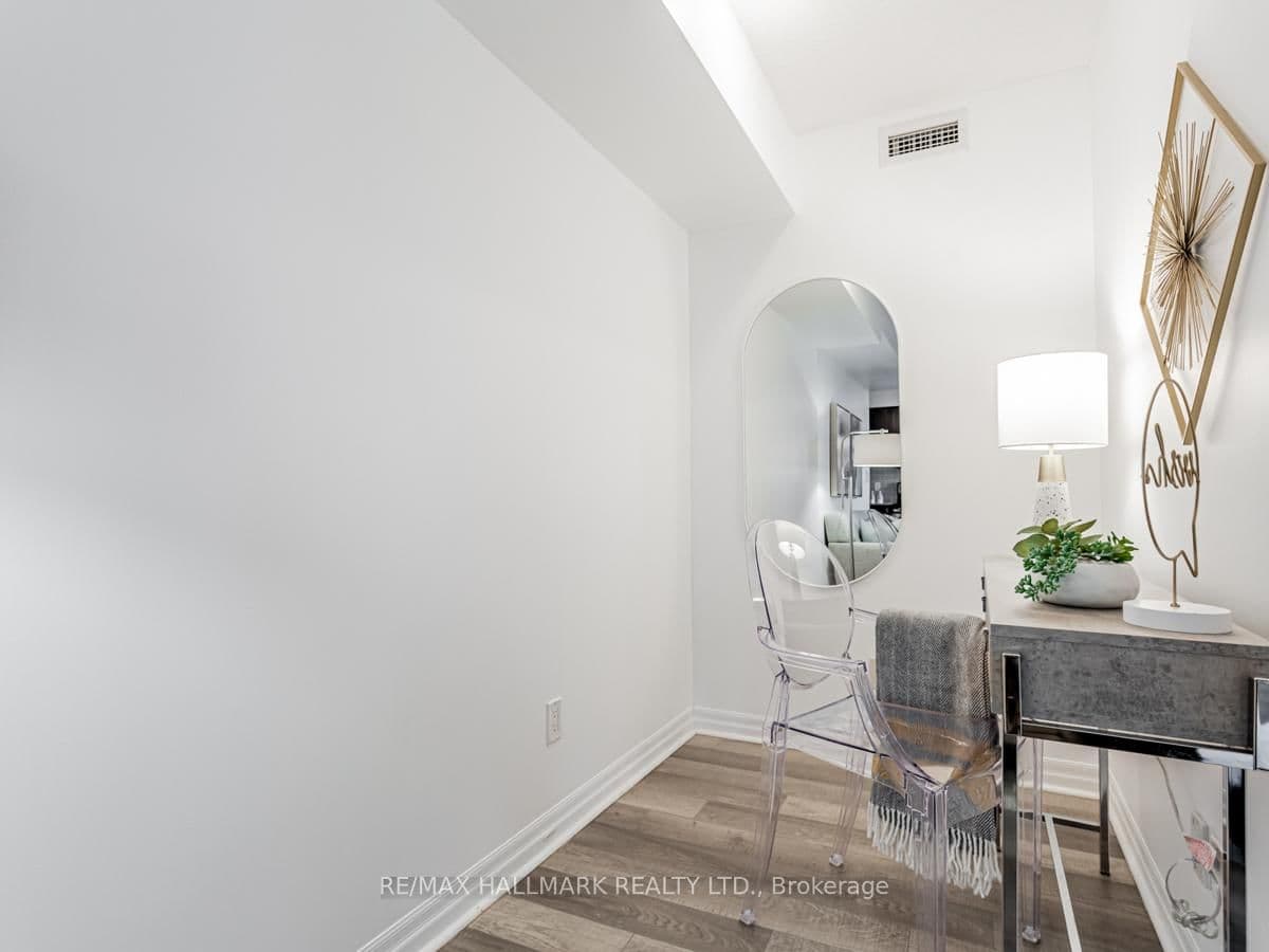 2015 Sheppard Avenue E, Unit 1905 thumbnail 9