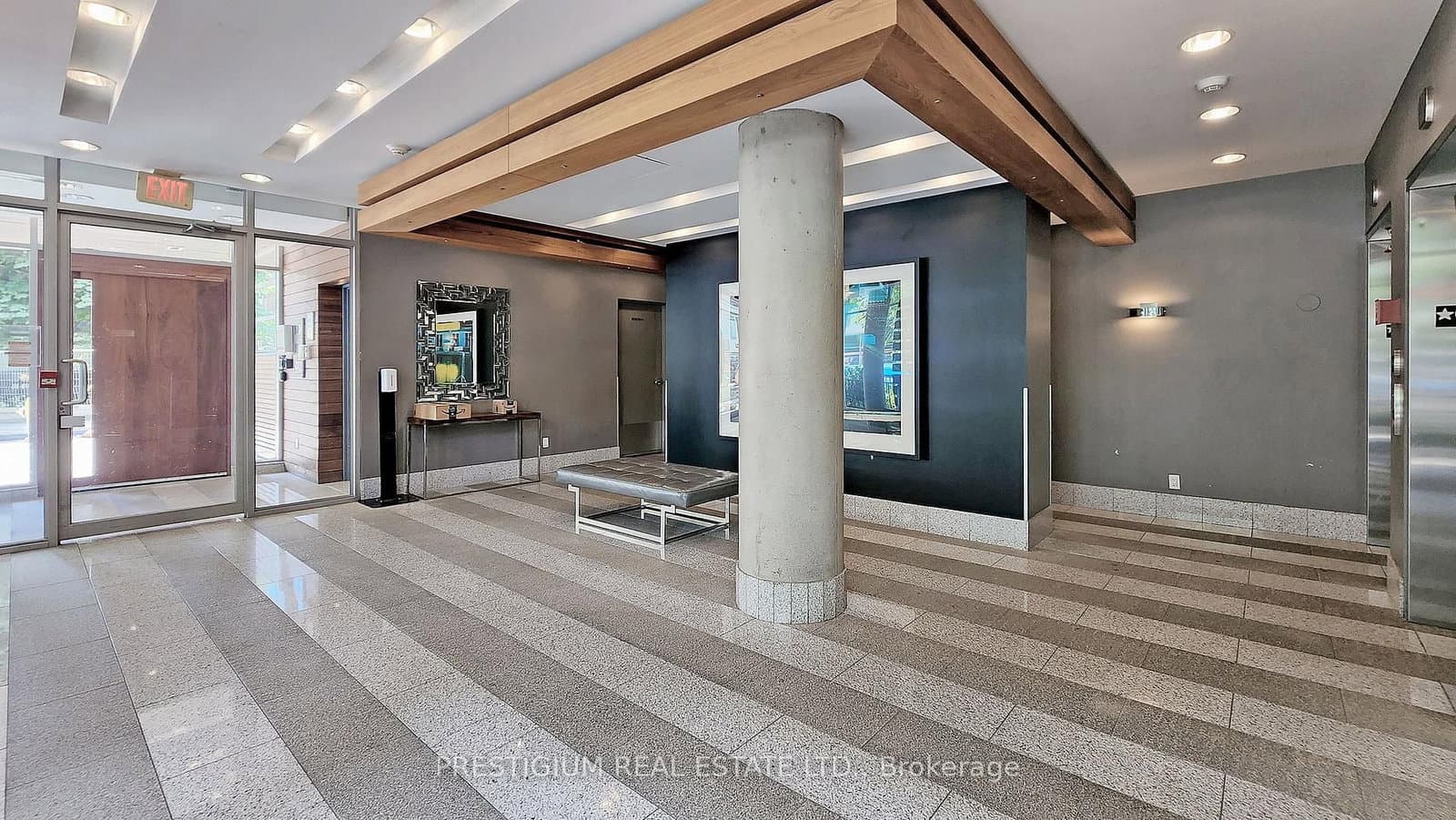 66 Portland Street, Unit 611 thumbnail 17