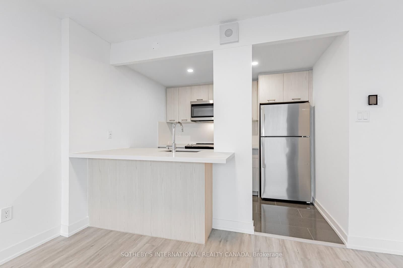 191 Sherbourne Street, Unit 1004 thumbnail 2