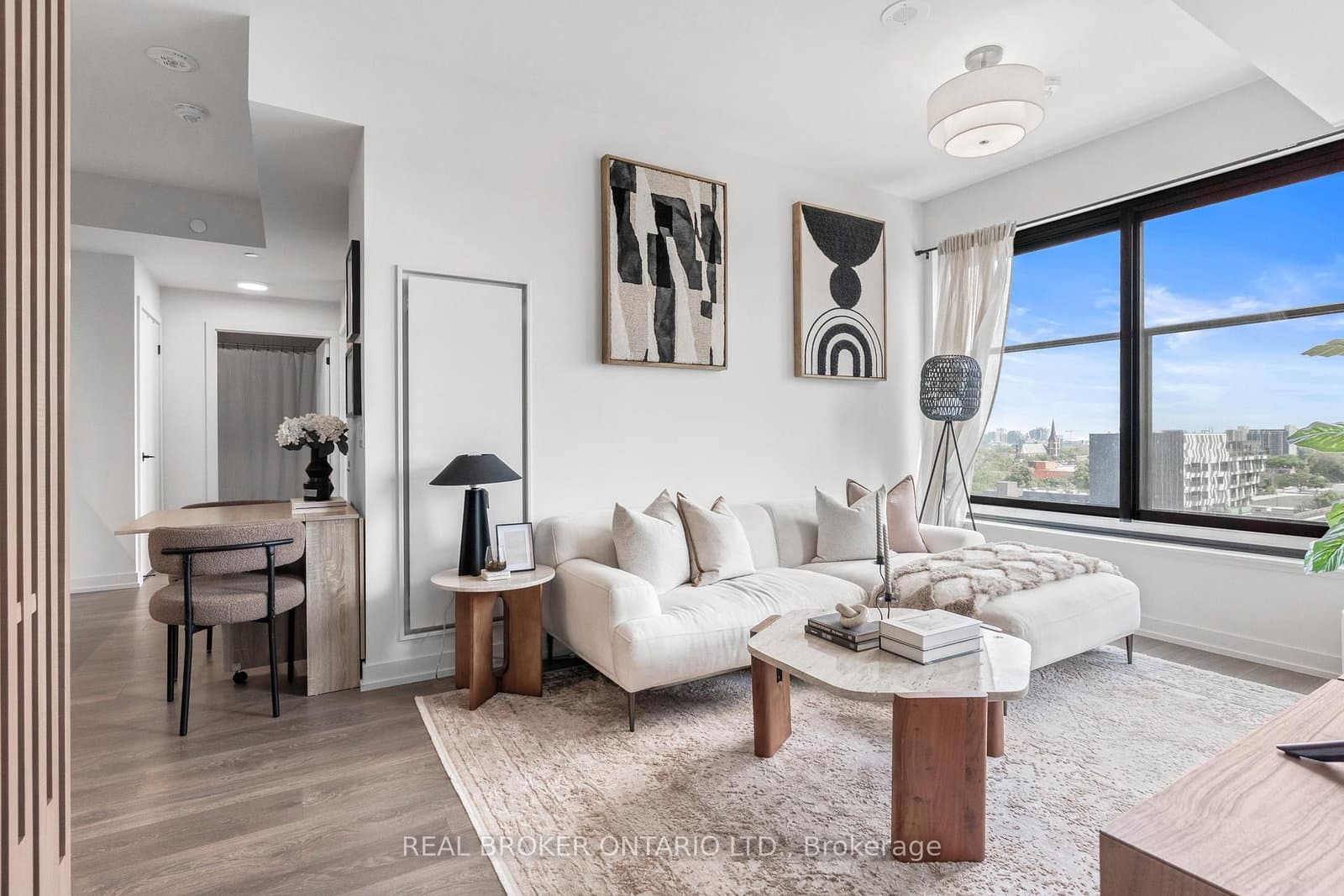 181 Sterling Road, Unit 902