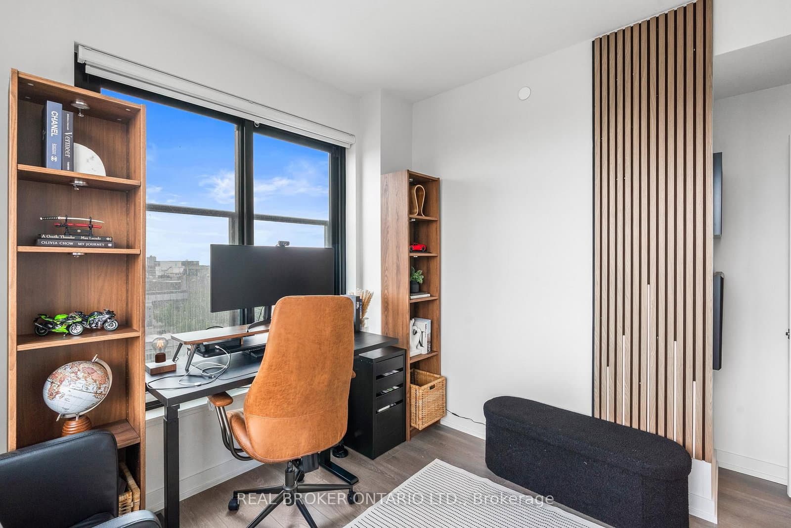 181 Sterling Road, Unit 902 thumbnail 16
