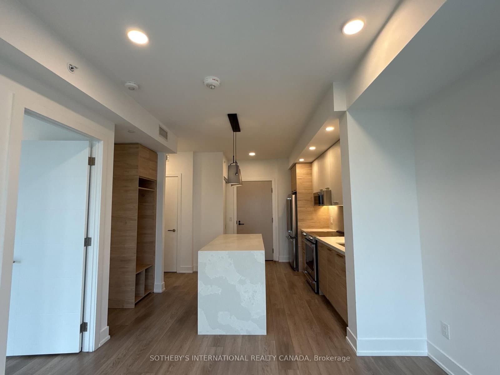 200 Redpath Avenue, Unit 2208 thumbnail 3