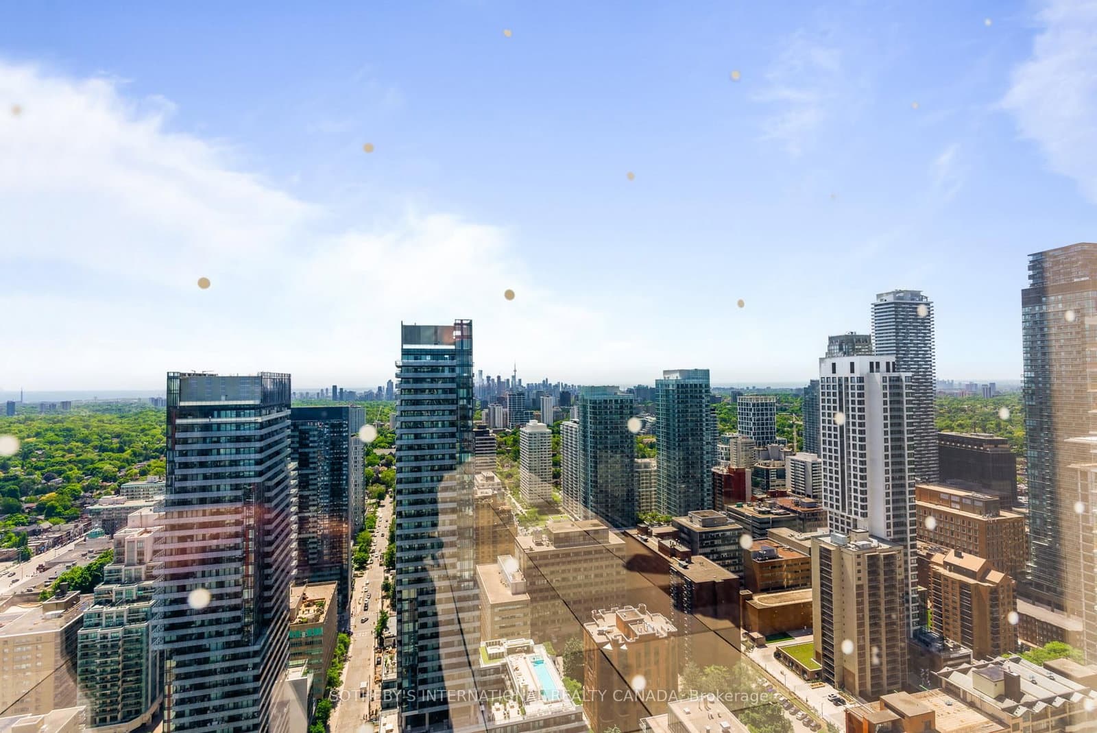 200 Redpath Avenue, Unit 2208 thumbnail 34