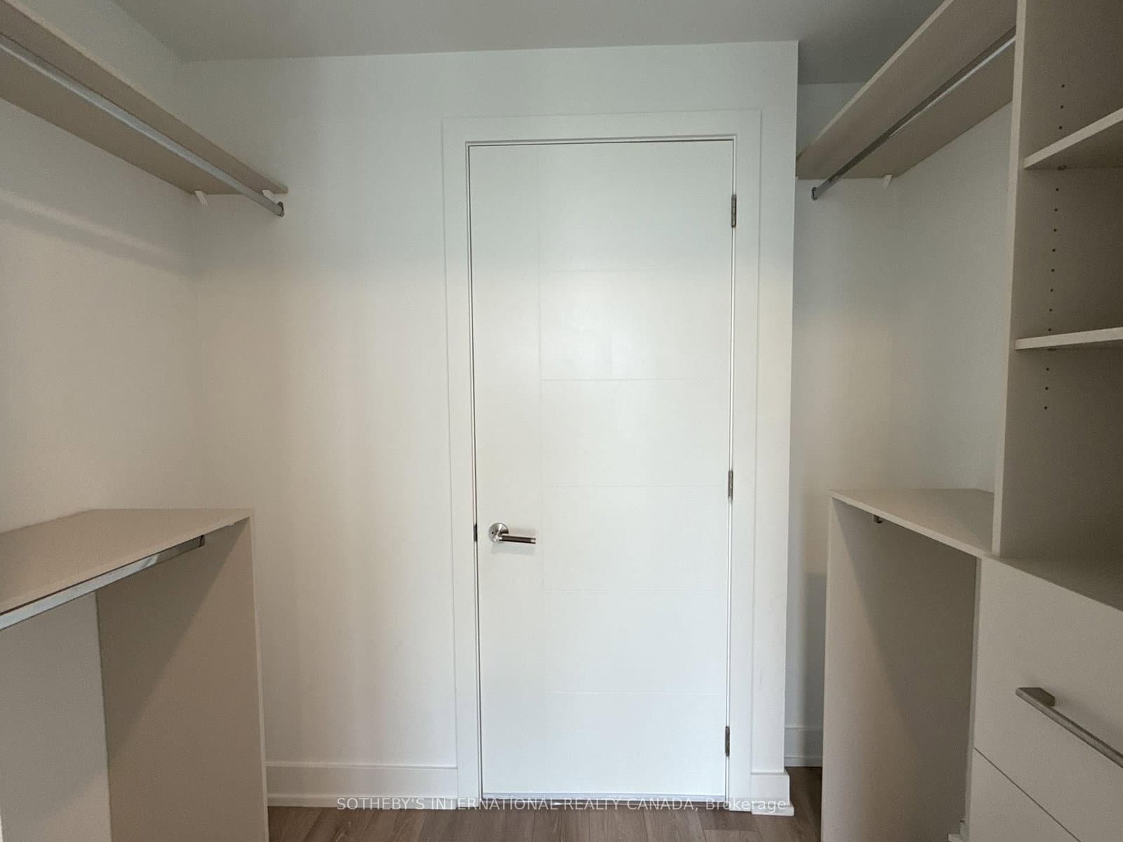 200 Redpath Avenue, Unit 2208 thumbnail 8