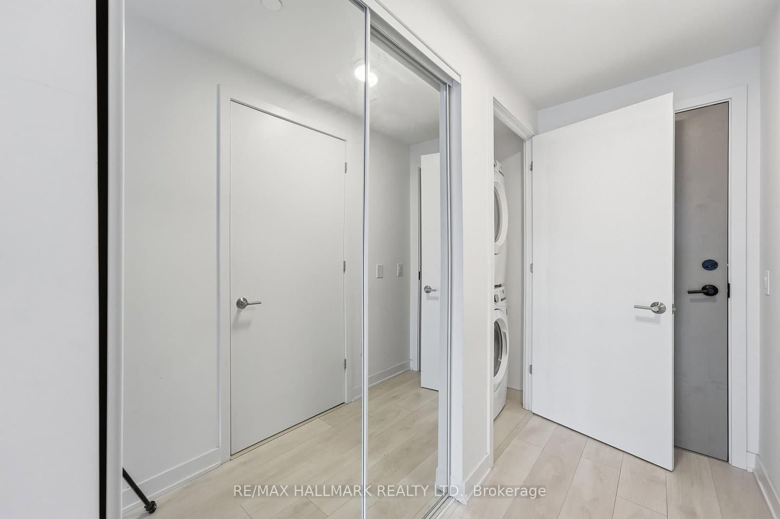 130 River Street, Unit 1306 thumbnail 6