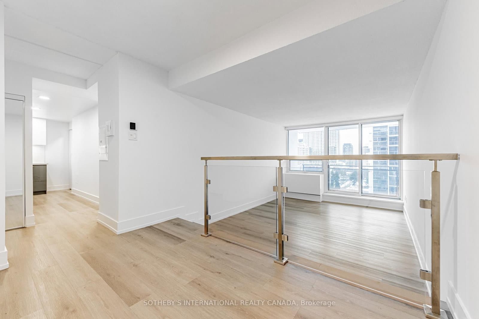201 Sherbourne Street, Unit N1206 thumbnail 4