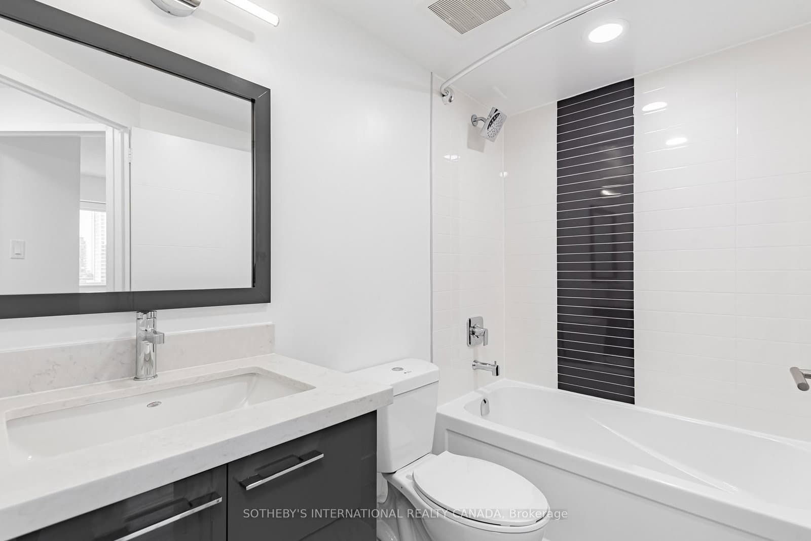 201 Sherbourne Street, Unit N1206 thumbnail 9