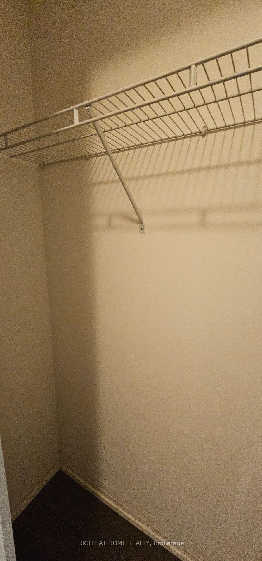 460 Adelaide Street, Unit 632 thumbnail 12
