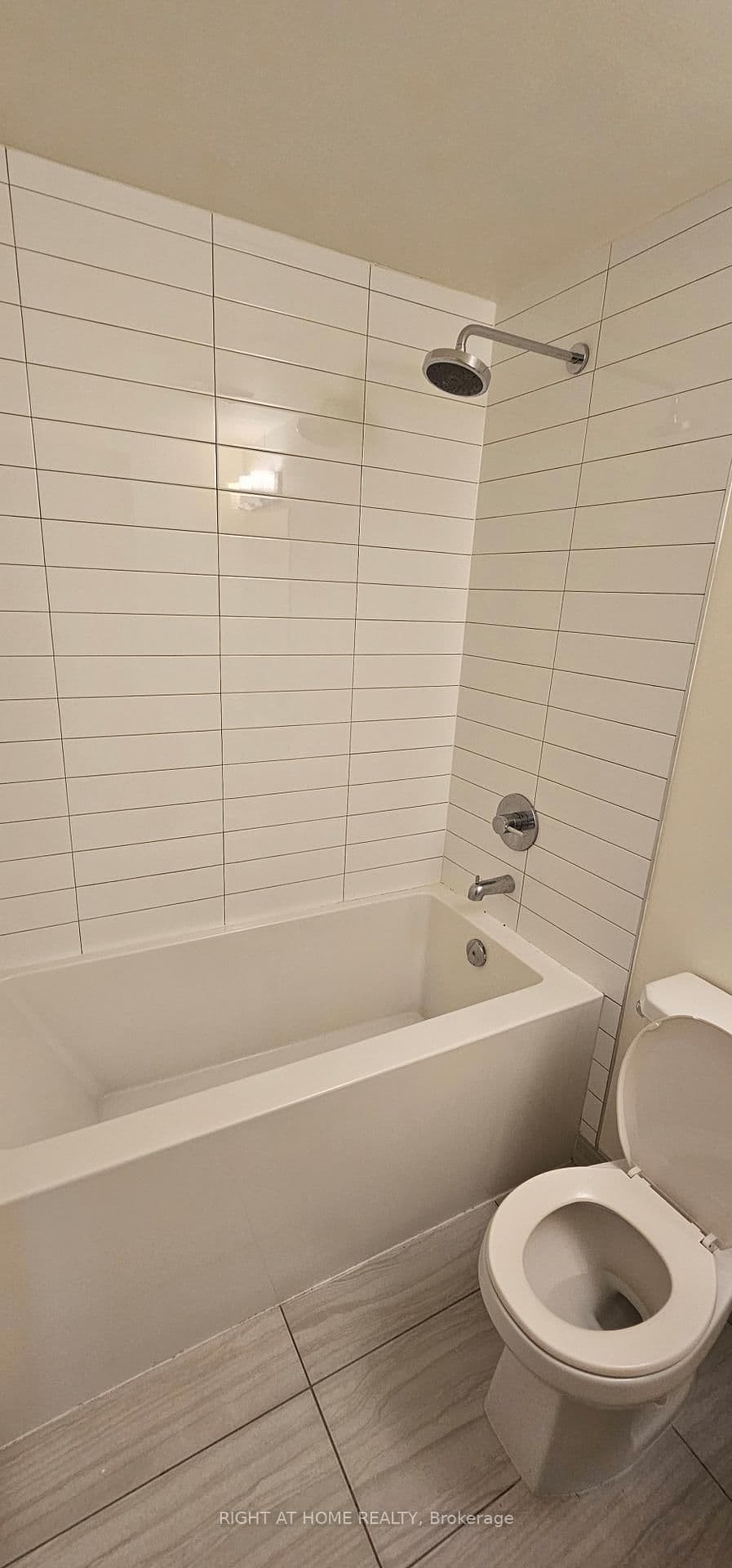 460 Adelaide Street, Unit 632 thumbnail 16