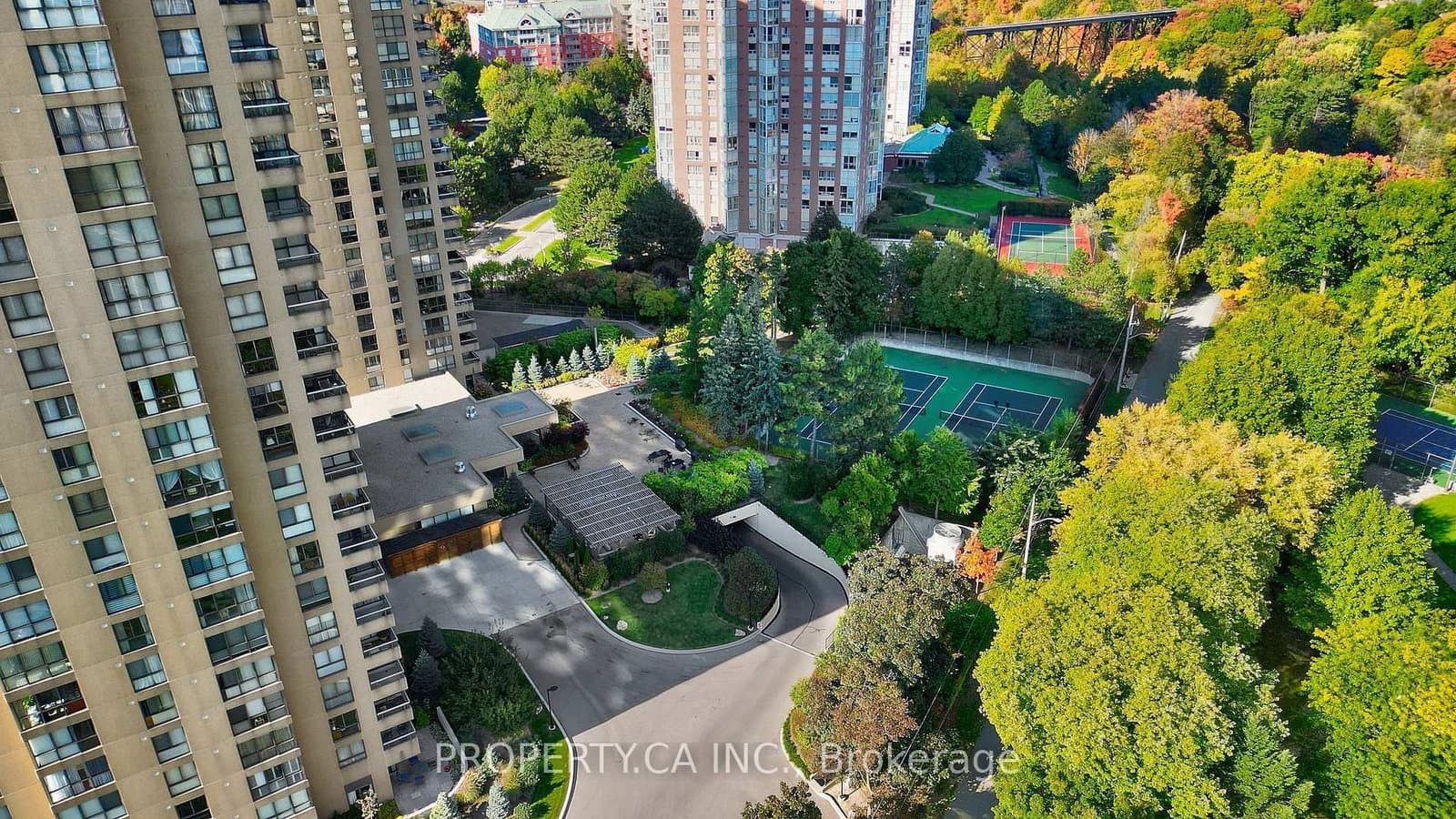 1 Concorde Place, Unit 1202 thumbnail 33
