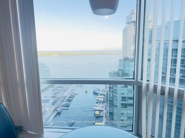 10 Yonge Street, Unit 2702 thumbnail 13