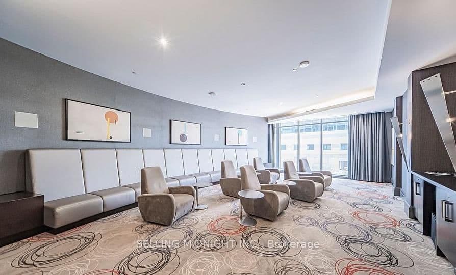 5162 Yonge Street, Unit PH301 thumbnail 24