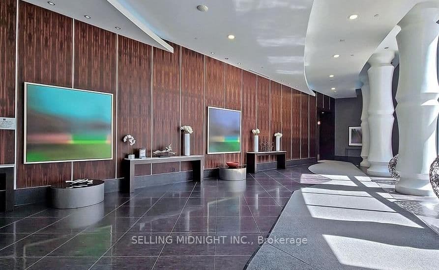 5162 Yonge Street, Unit PH301 thumbnail 33