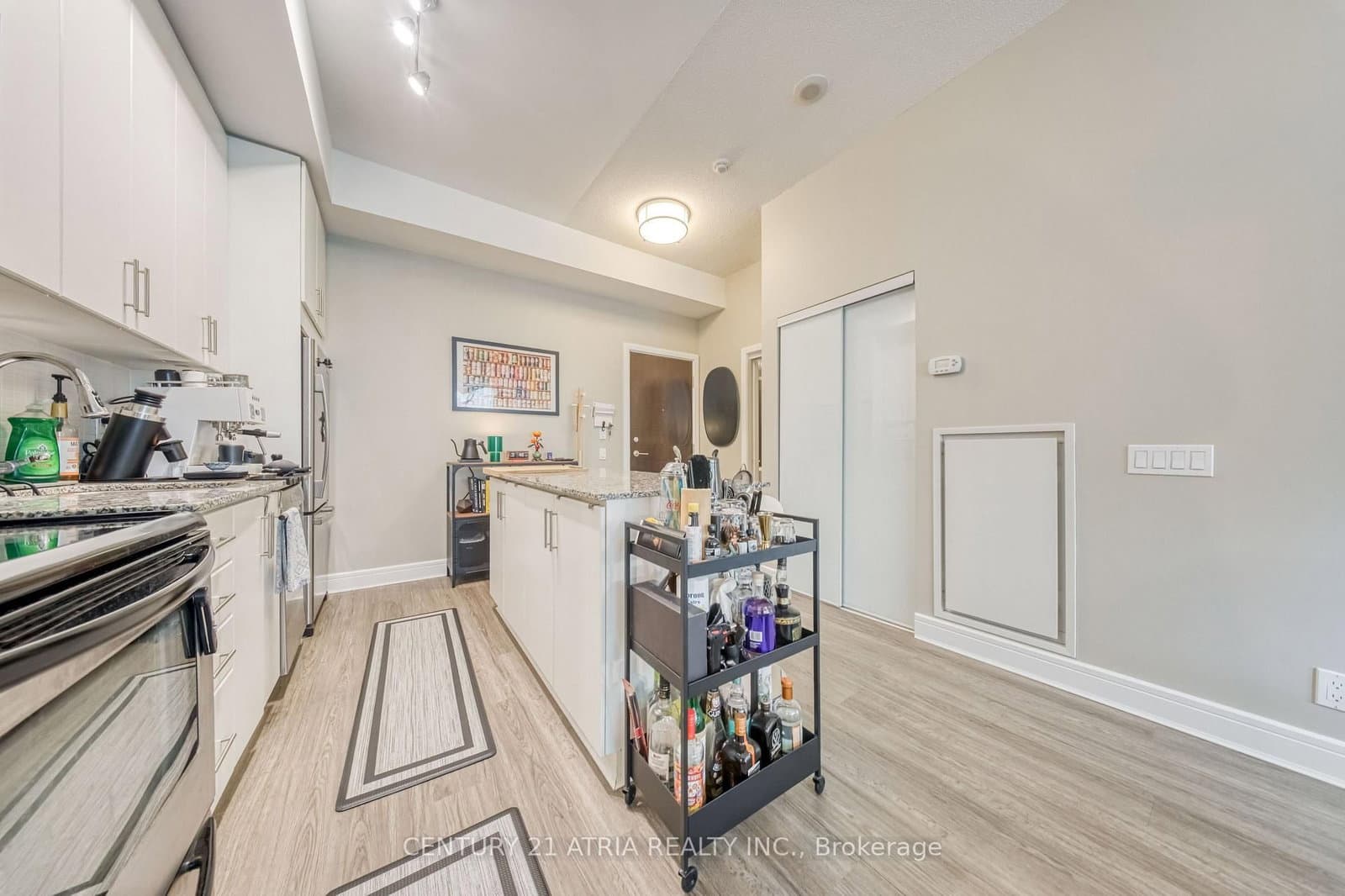 112 George Street, Unit S703 thumbnail 10