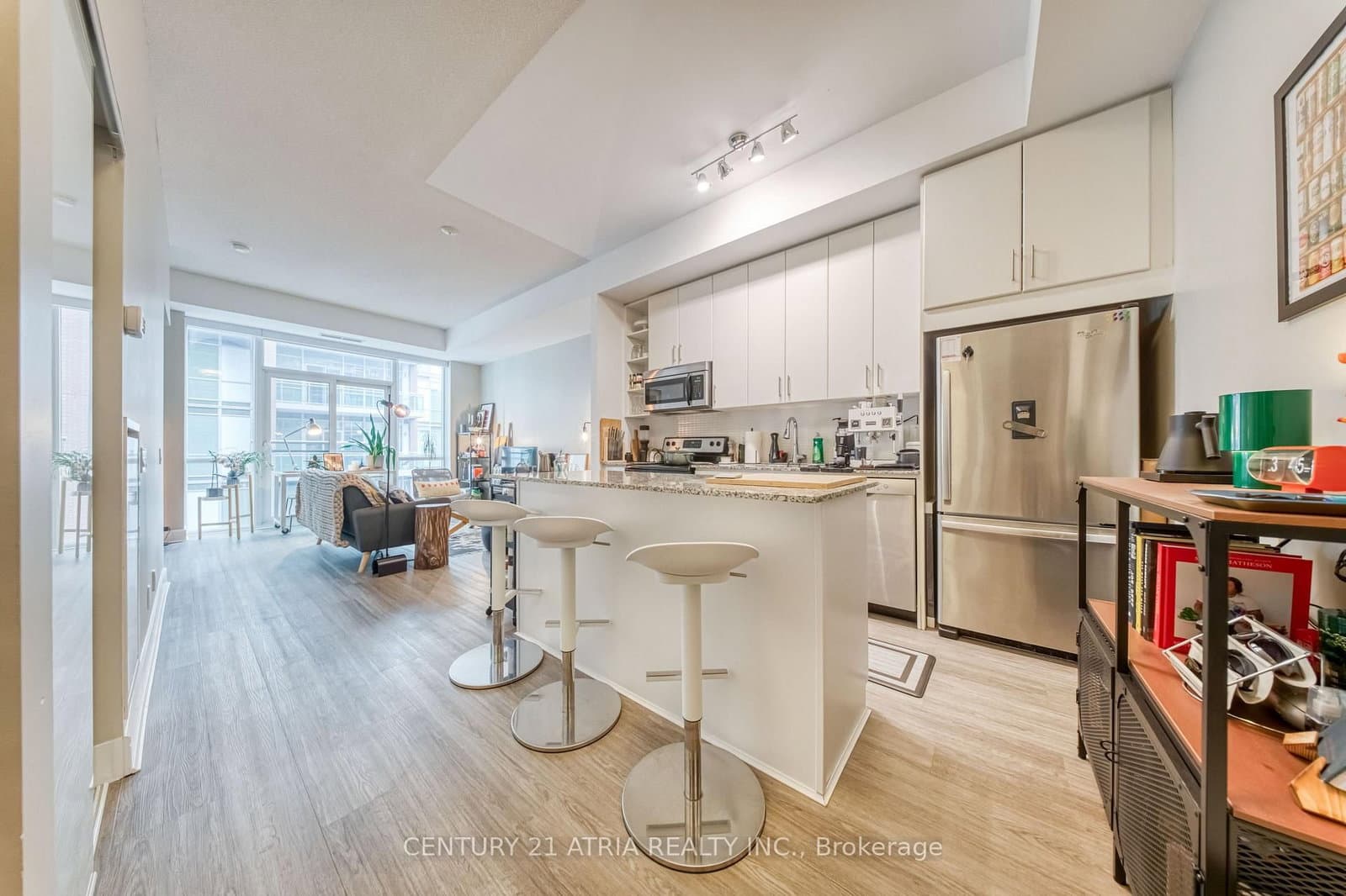 112 George Street, Unit S703 thumbnail 5