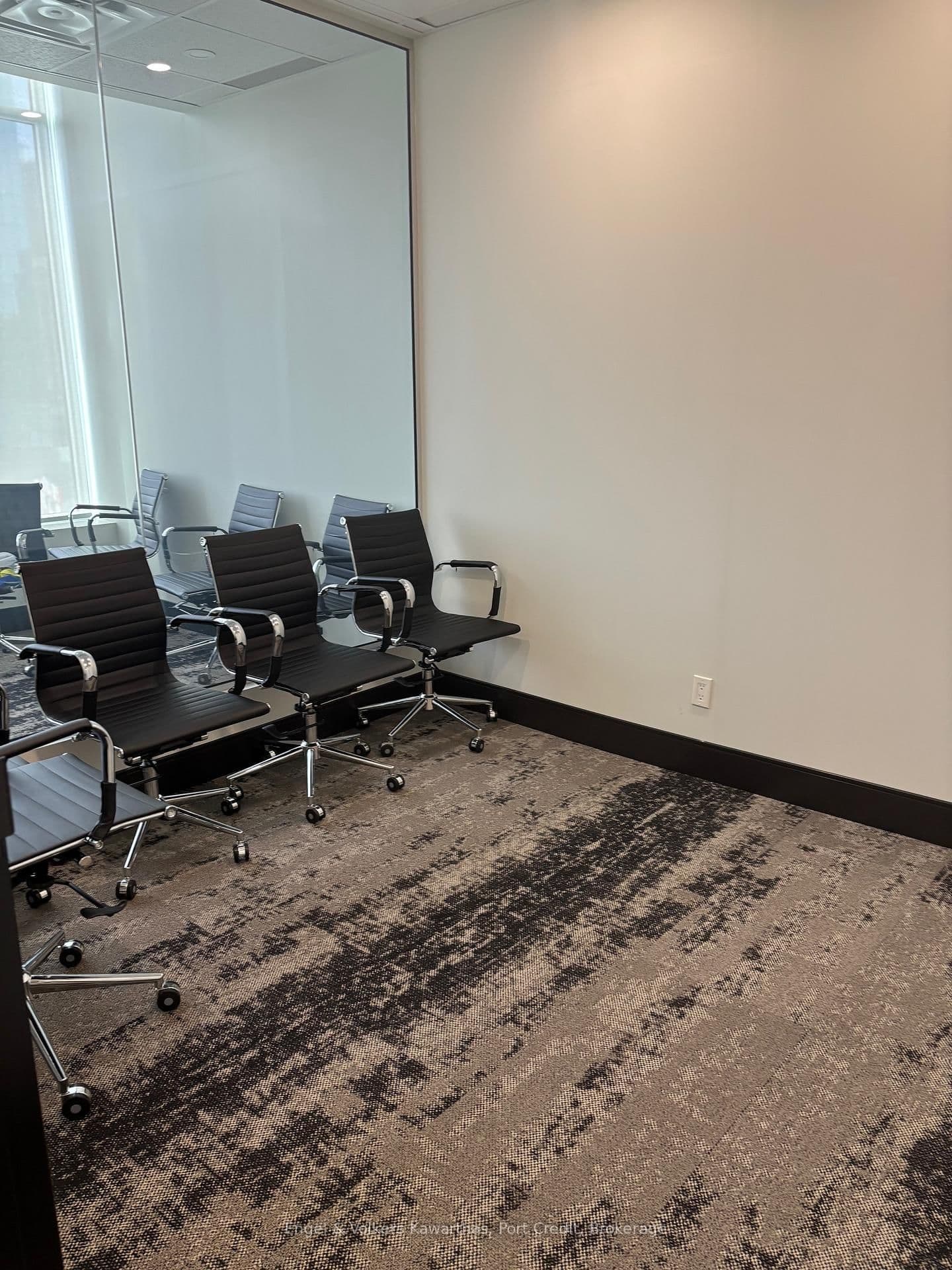 130 Queens Quay E, Unit 516 thumbnail 8