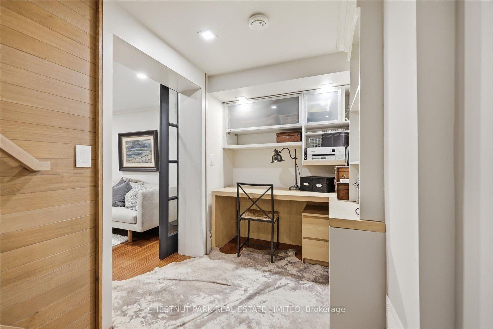 310 Bessborough Drive thumbnail 41