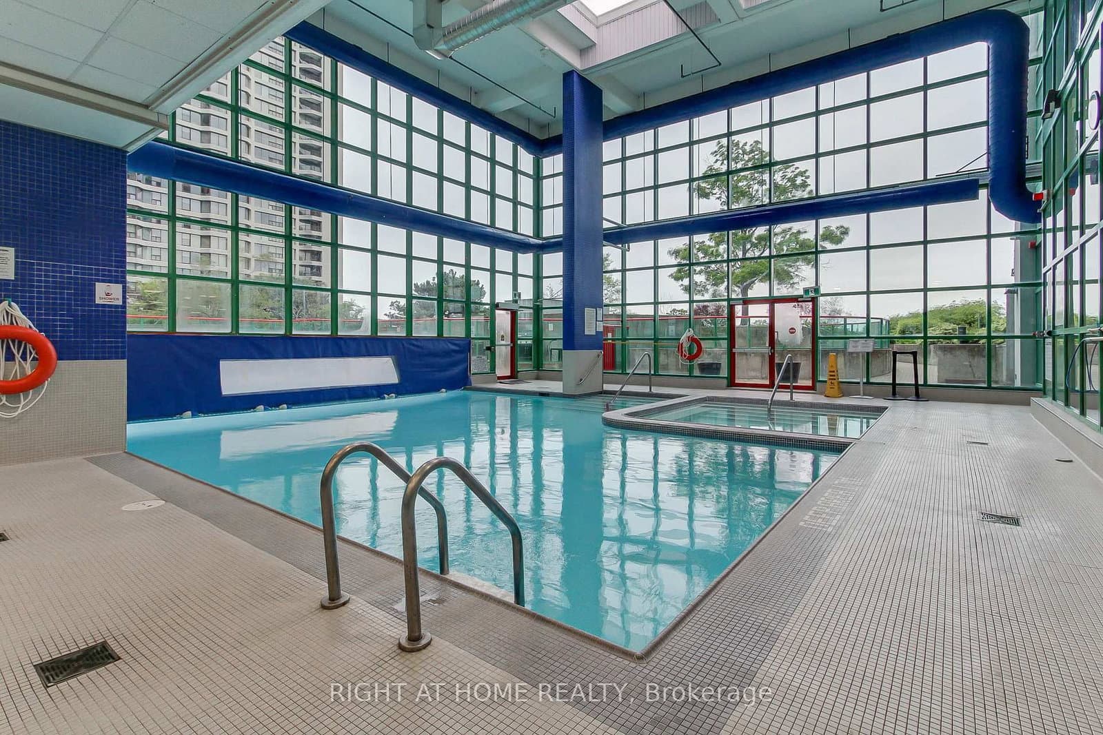 77 Harbour Square, Unit 504 thumbnail 12