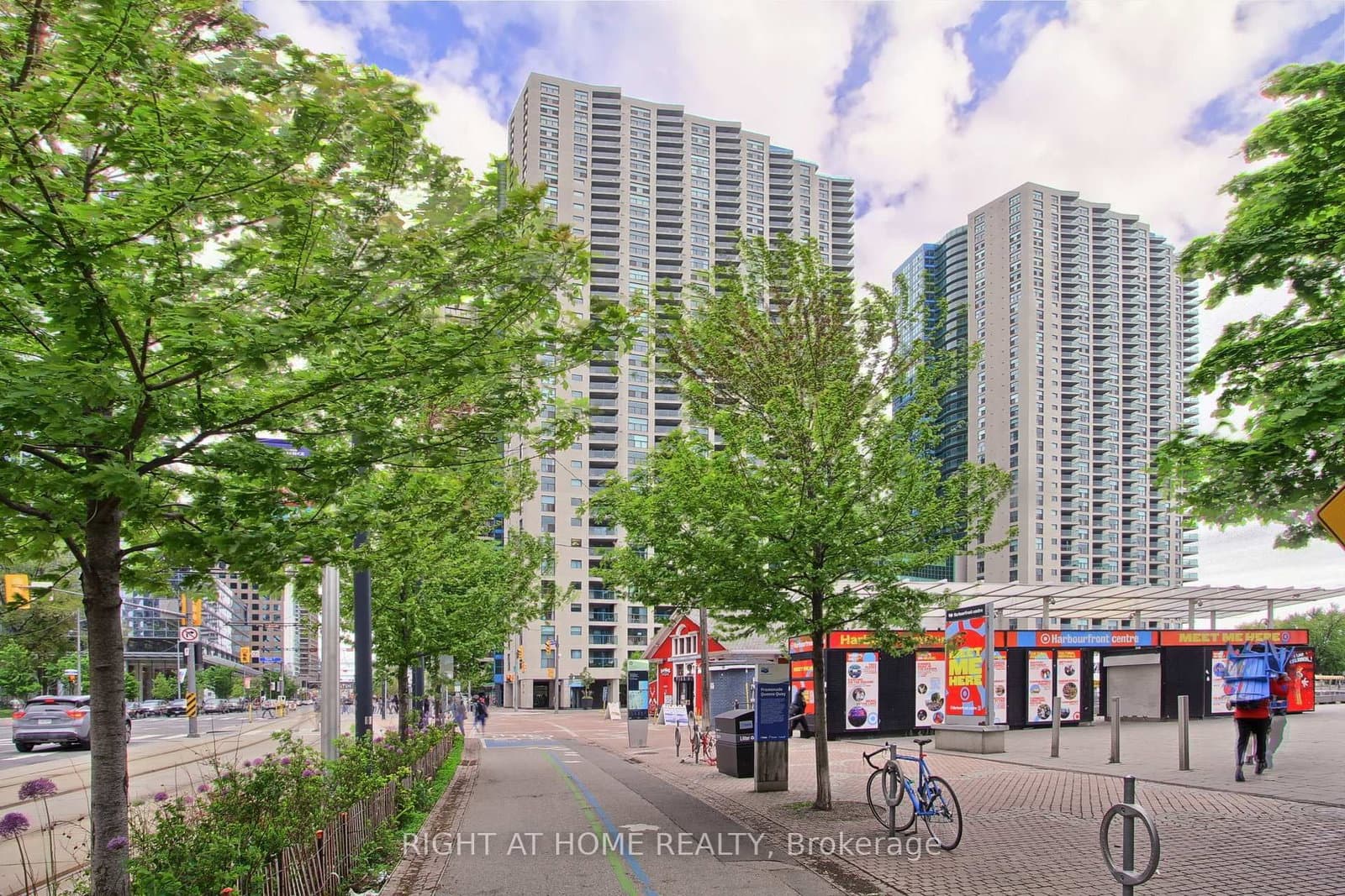 77 Harbour Square, Unit 504 thumbnail 24