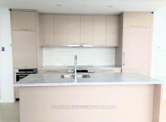 488 University Avenue, Unit 4316 thumbnail 4