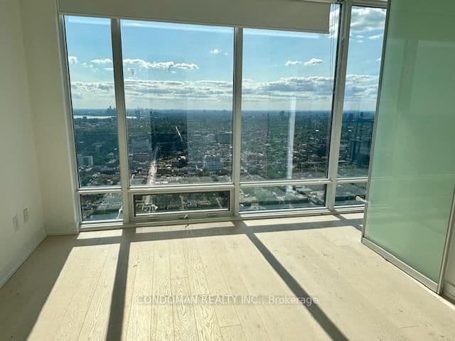 488 University Avenue, Unit 4316 thumbnail 7