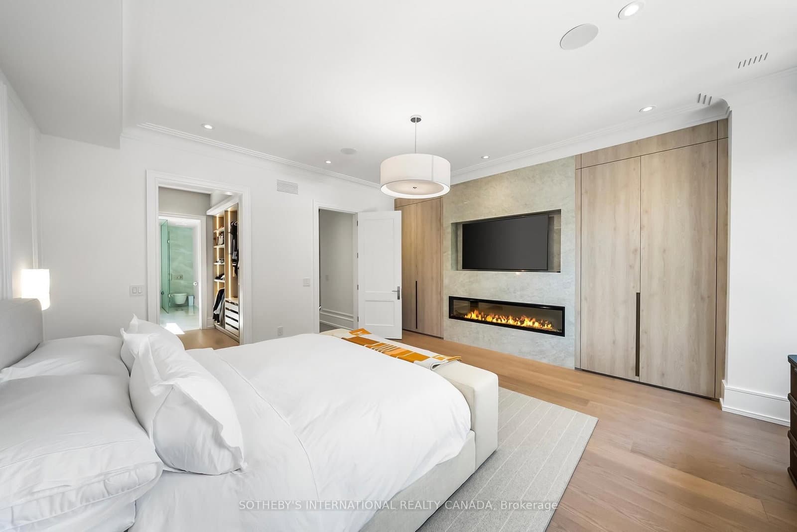 734 Avenue Road thumbnail 21