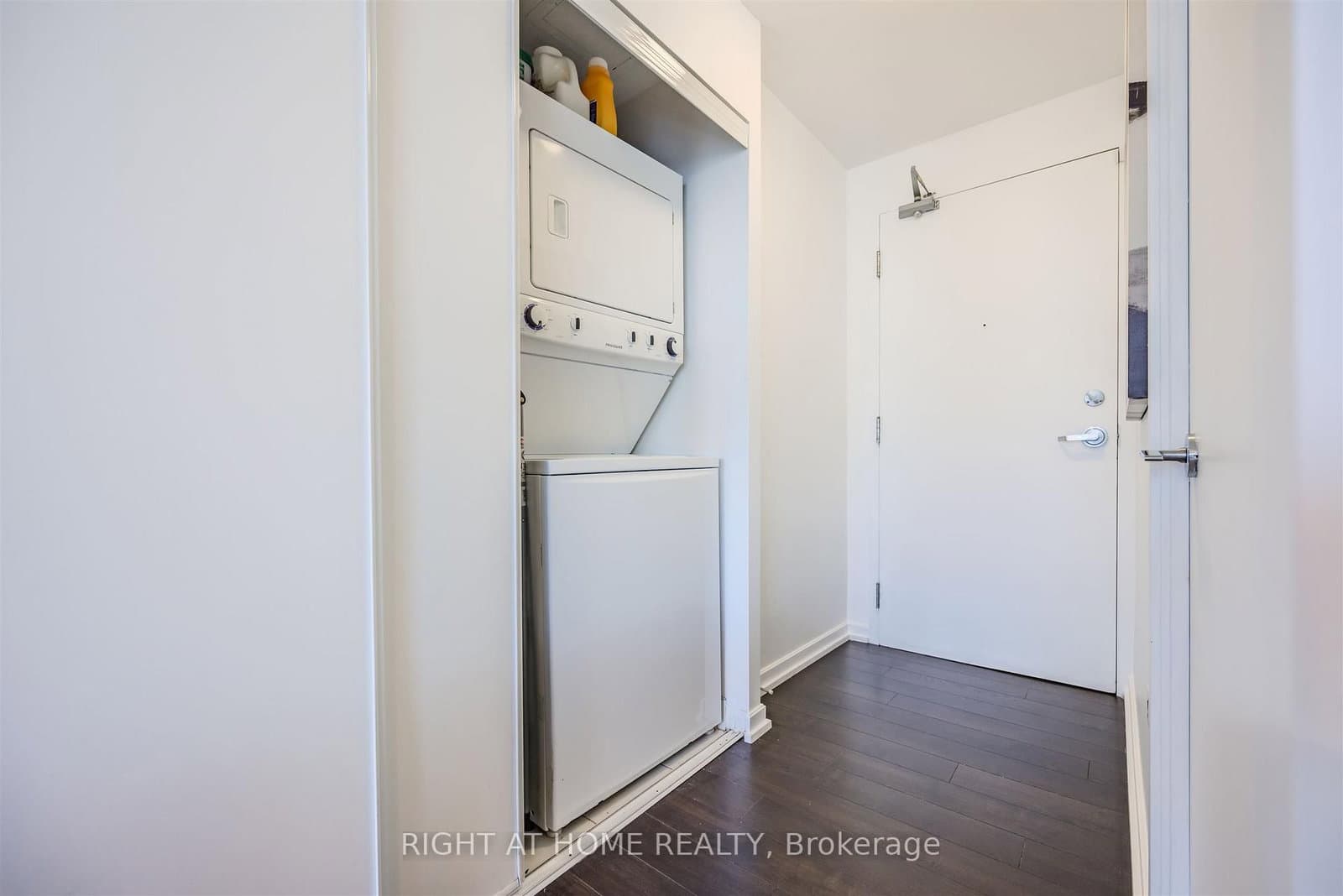 70 Forest Manor Road, Unit 206 thumbnail 27