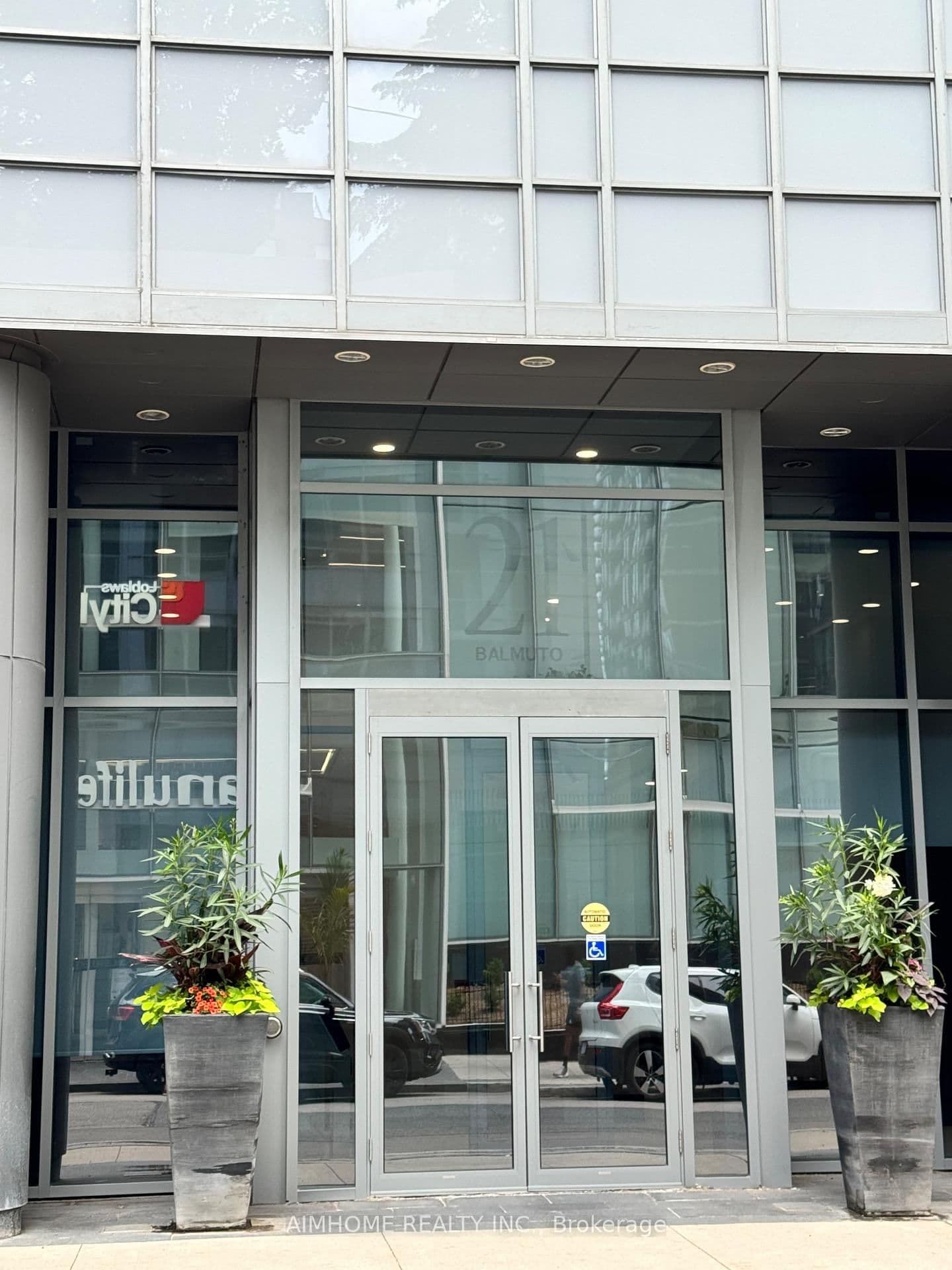 21 Balmuto Street, Unit 1801 thumbnail 2