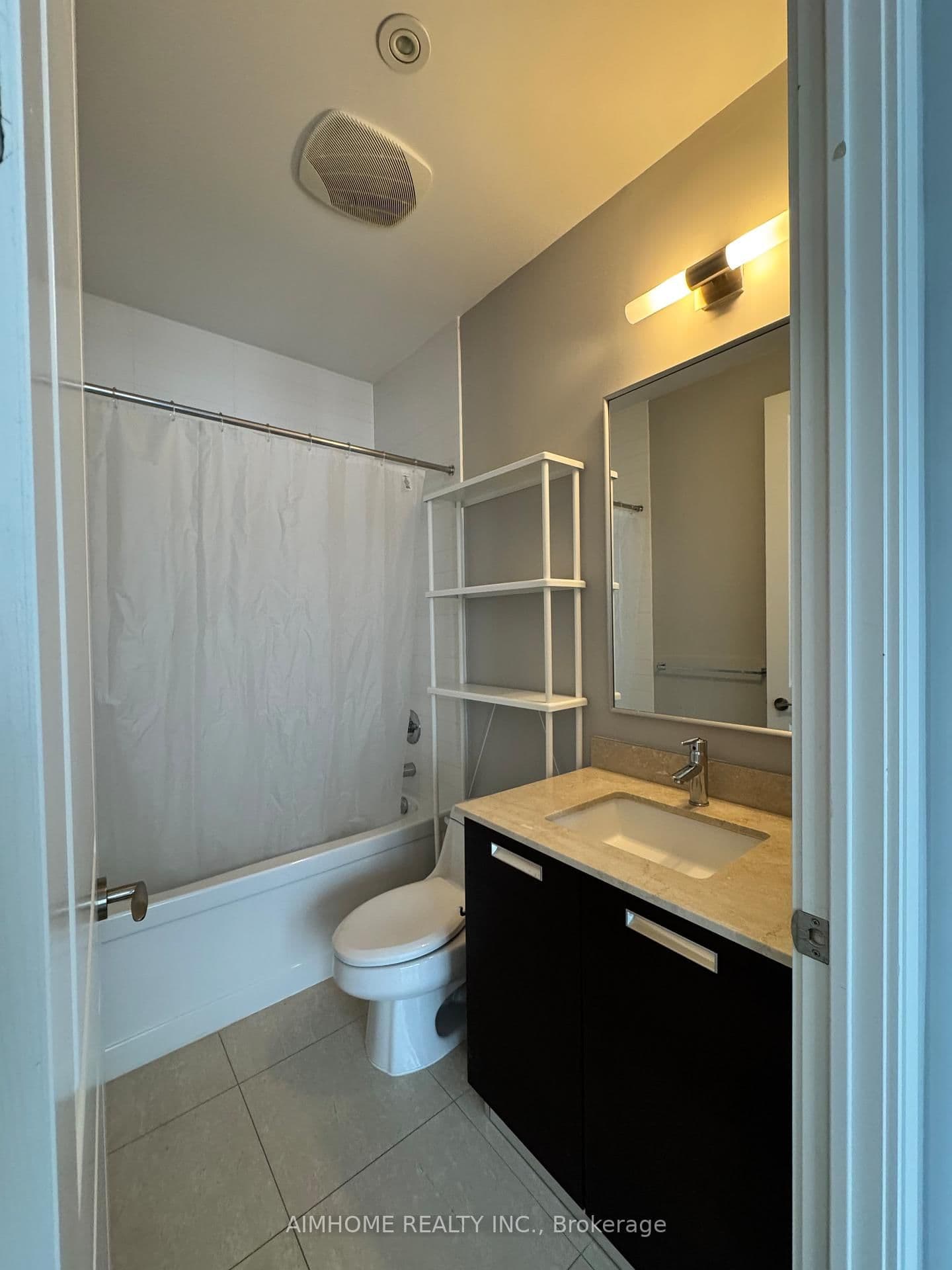21 Balmuto Street, Unit 1801 thumbnail 32