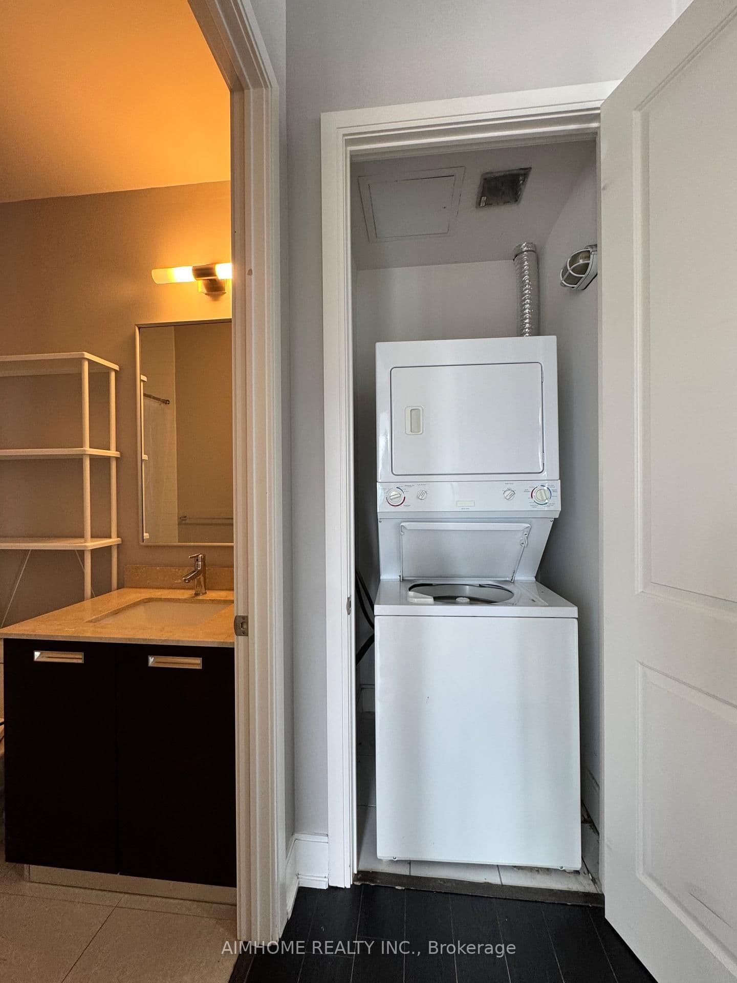 21 Balmuto Street, Unit 1801 thumbnail 33