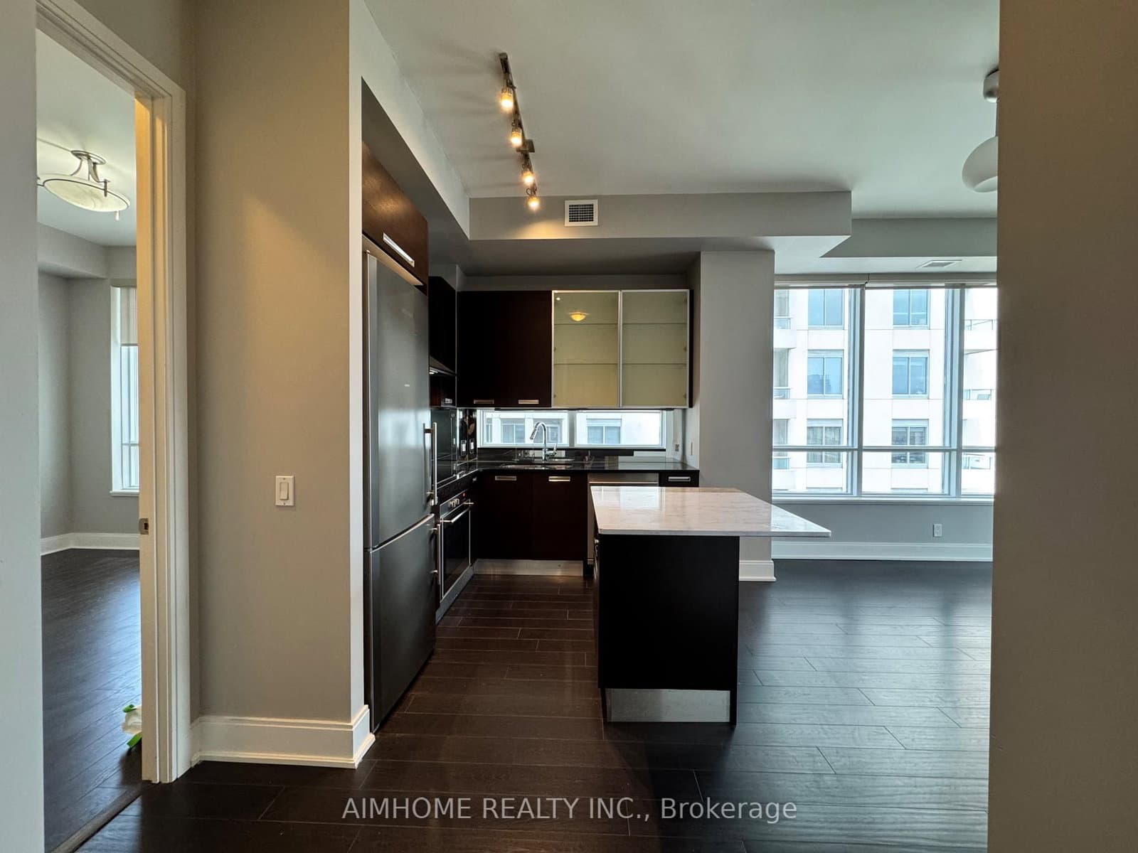 21 Balmuto Street, Unit 1801 thumbnail 7
