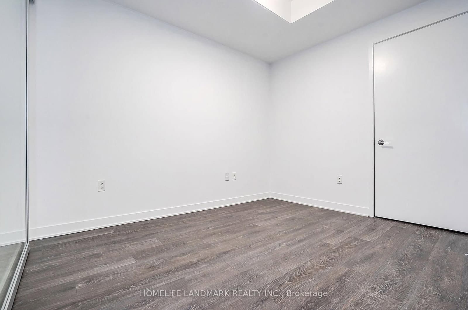 115 Blue Jays Way, Unit 702 thumbnail 30