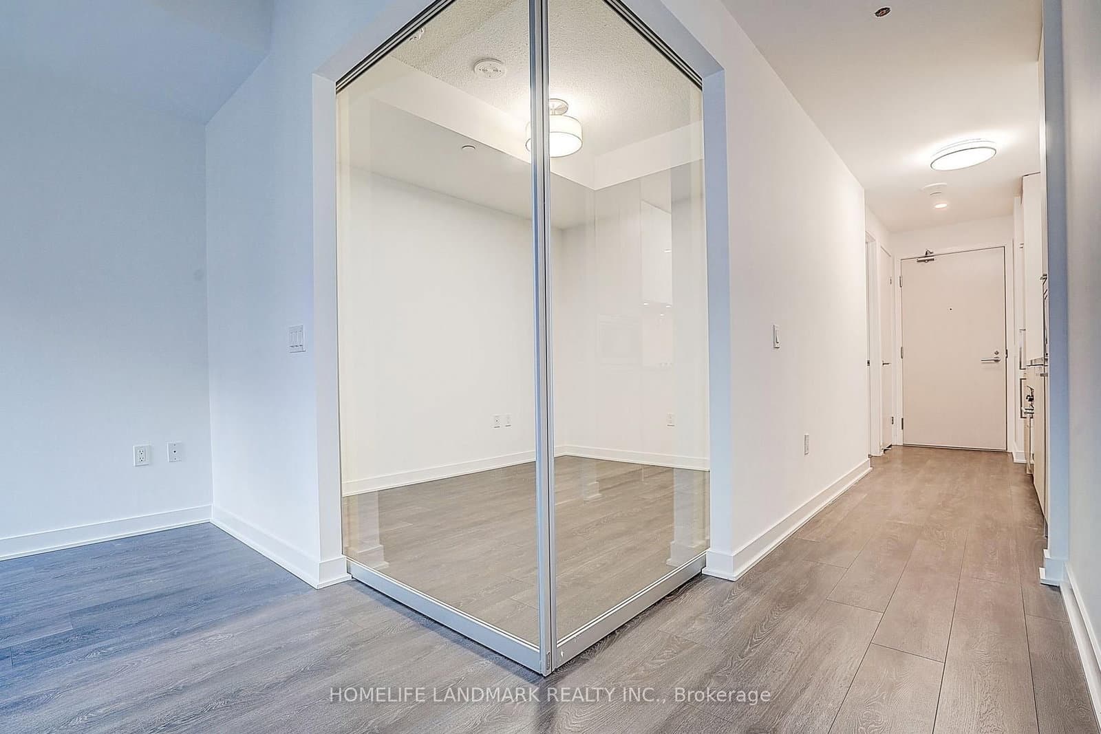 115 Blue Jays Way, Unit 702 thumbnail 35