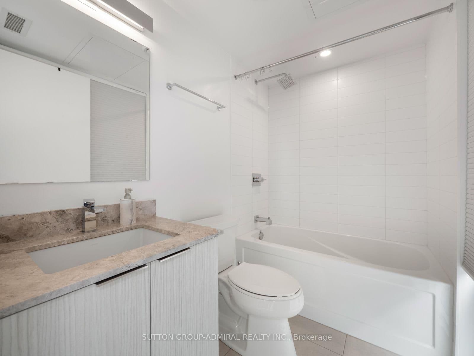 18 Maitland Terrace, Unit 1404 thumbnail 14