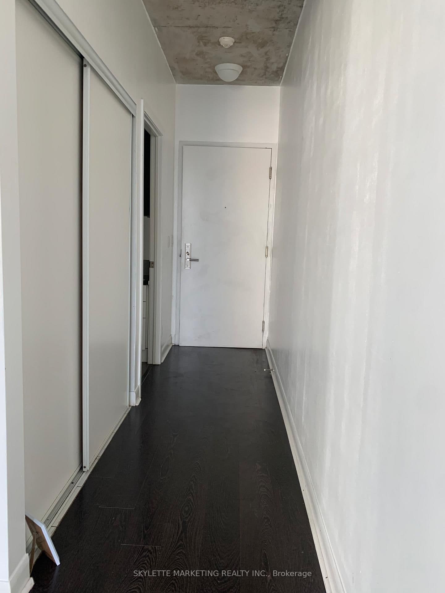 478 King Street W, Unit 1017 thumbnail 13