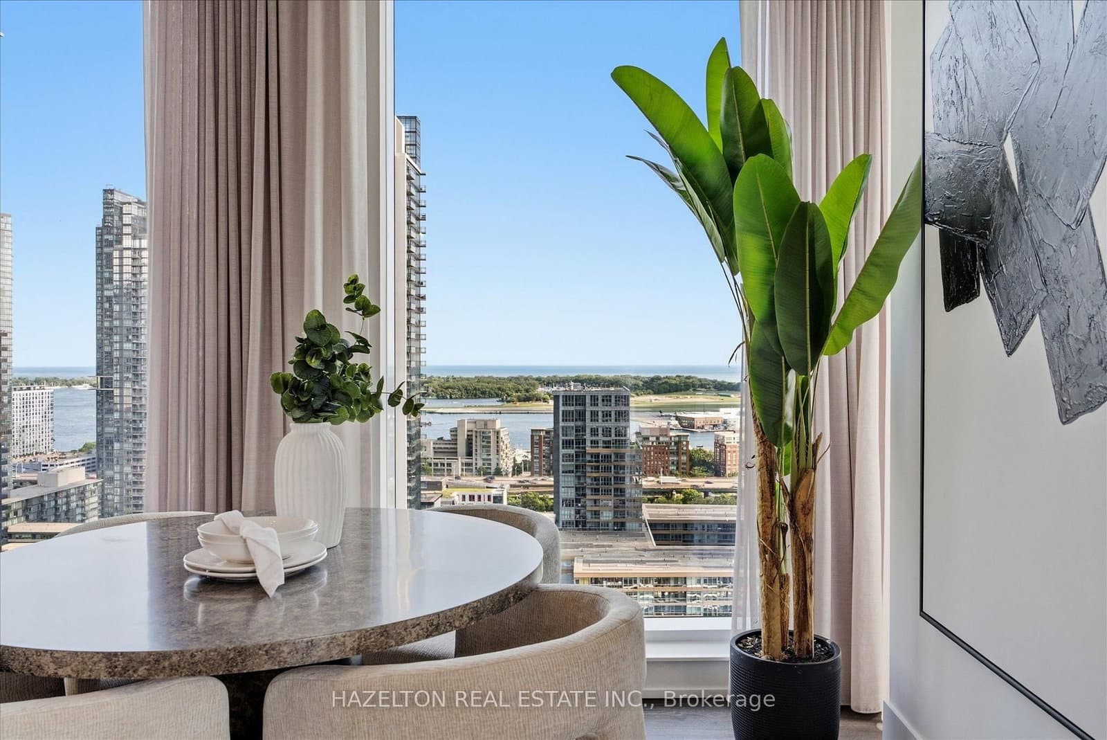 480 Front Street W, Unit 1915 thumbnail 22