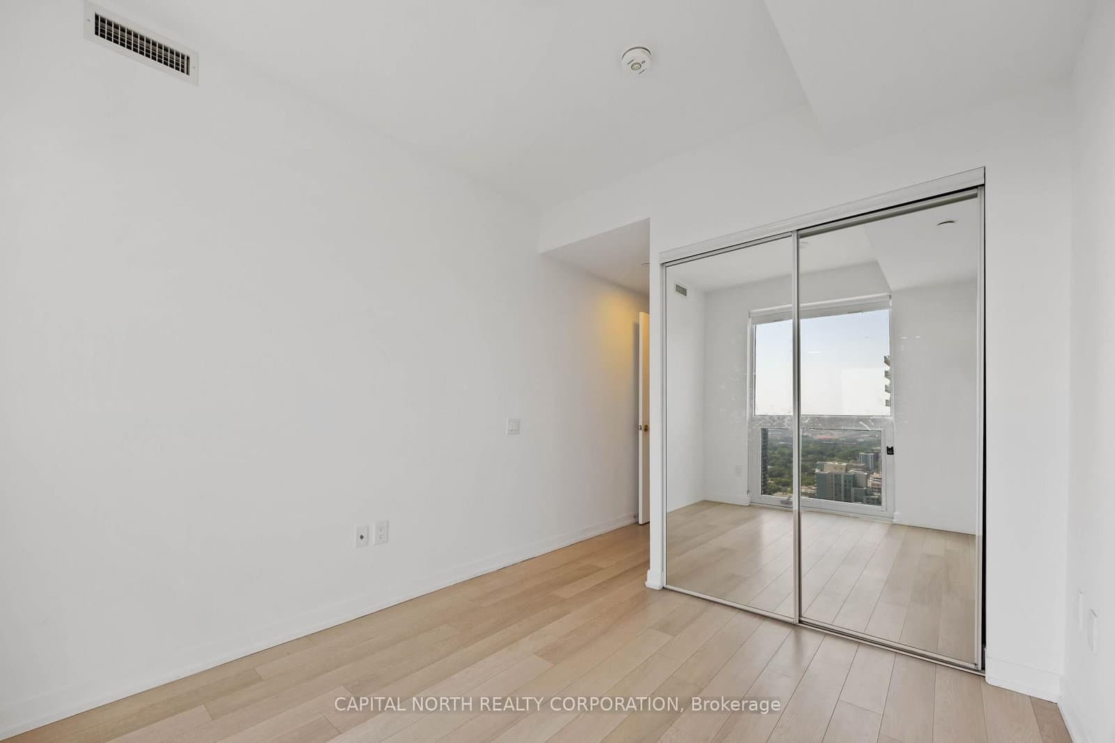 39 Roehampton Avenue, Unit 3103 thumbnail 19