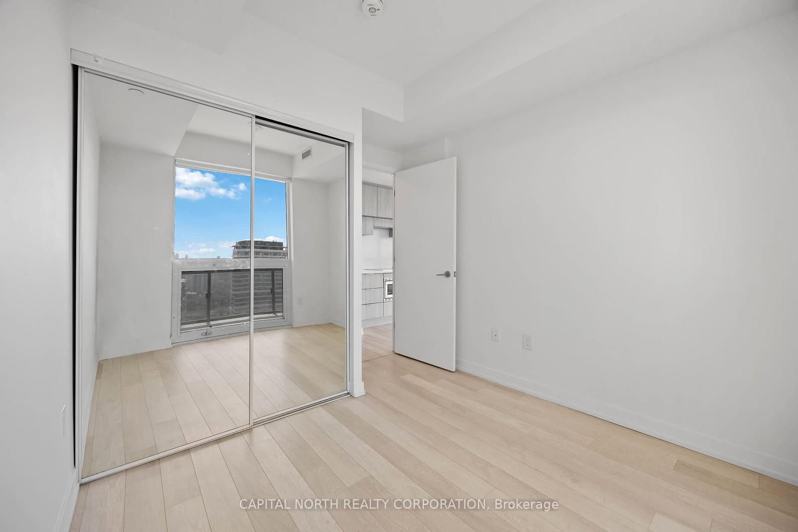 39 Roehampton Avenue, Unit 3103 thumbnail 24