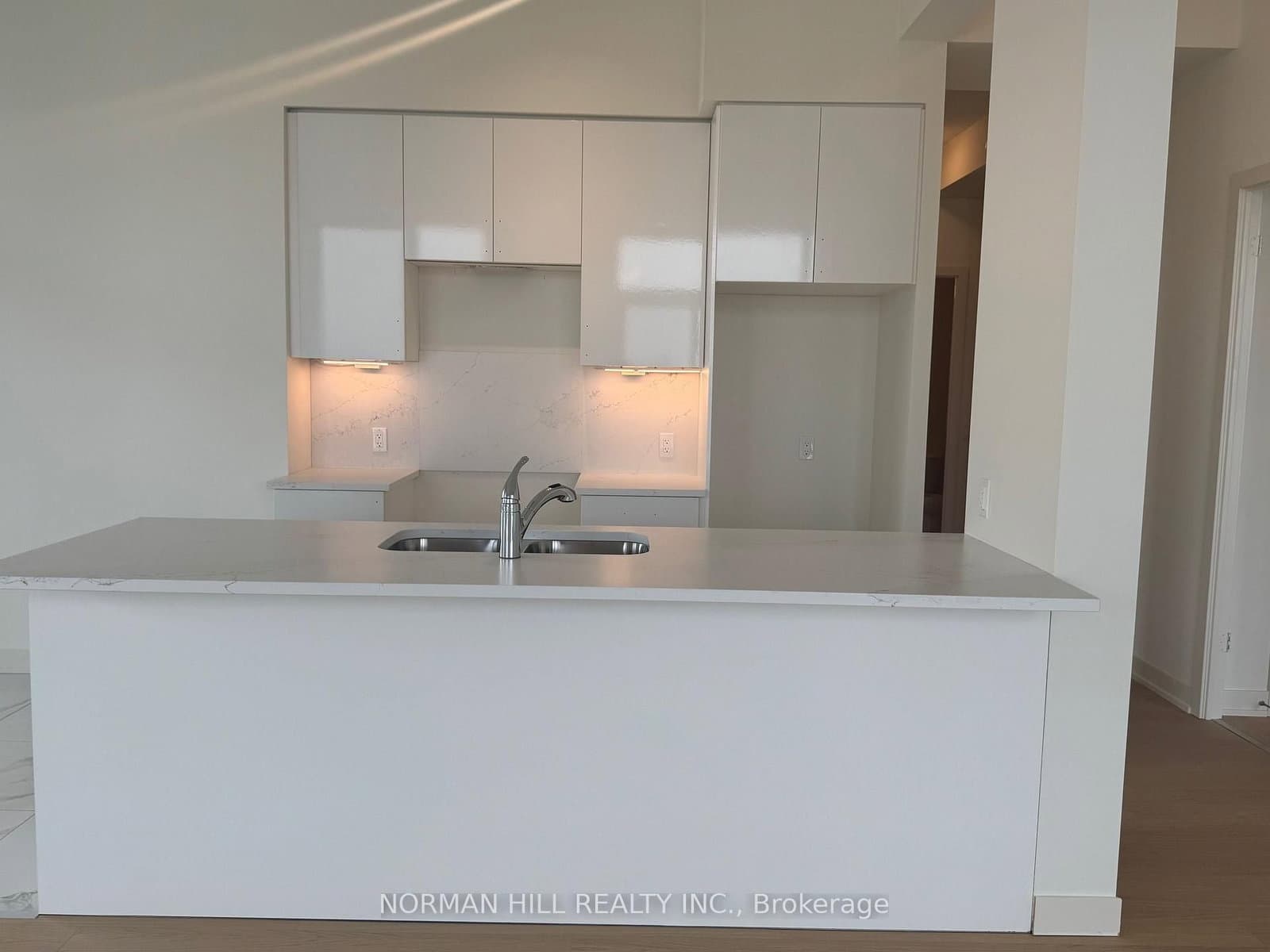 4955 Yonge Street, Unit PH119 thumbnail 19