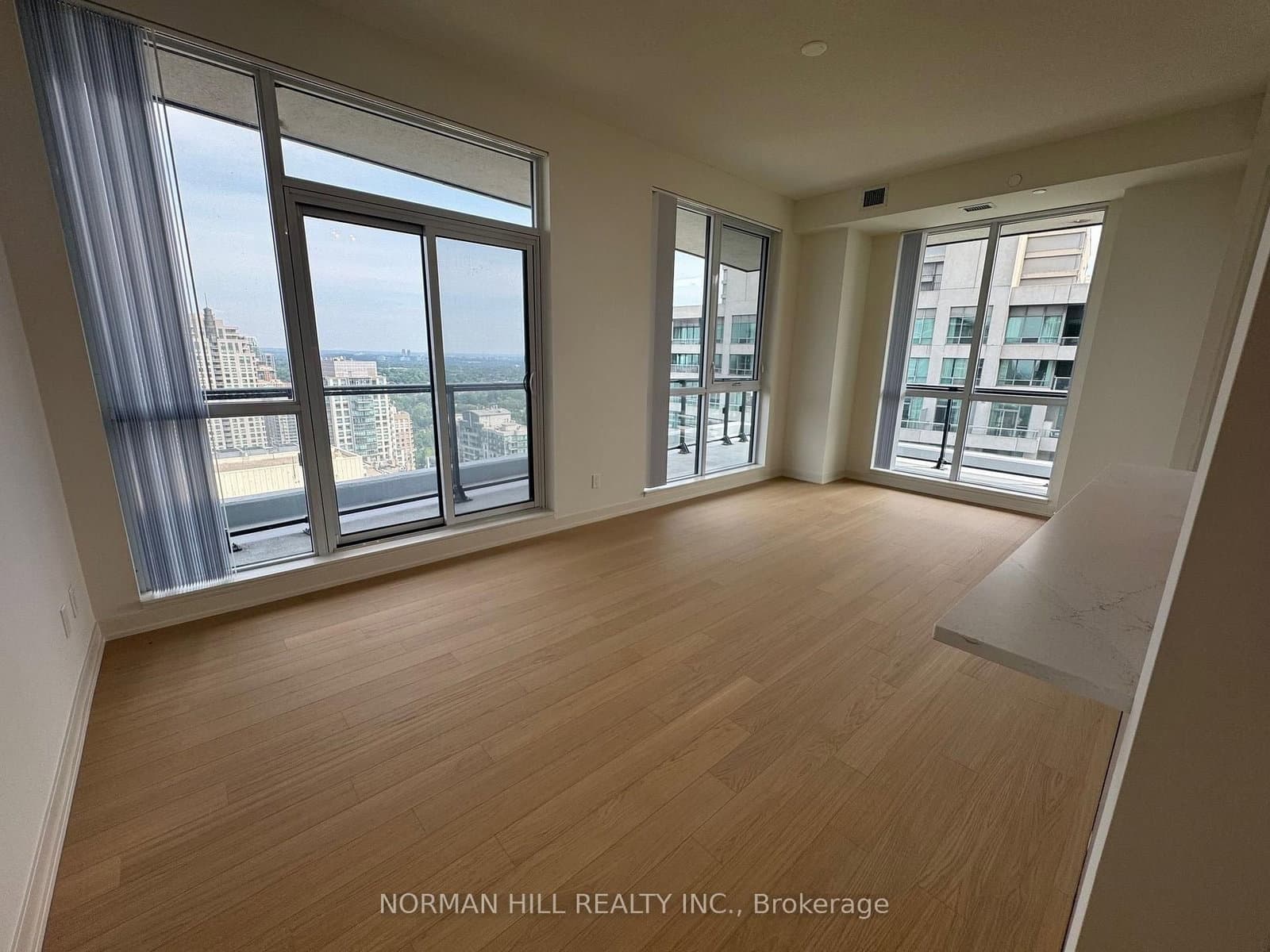4955 Yonge Street, Unit PH119 thumbnail 8