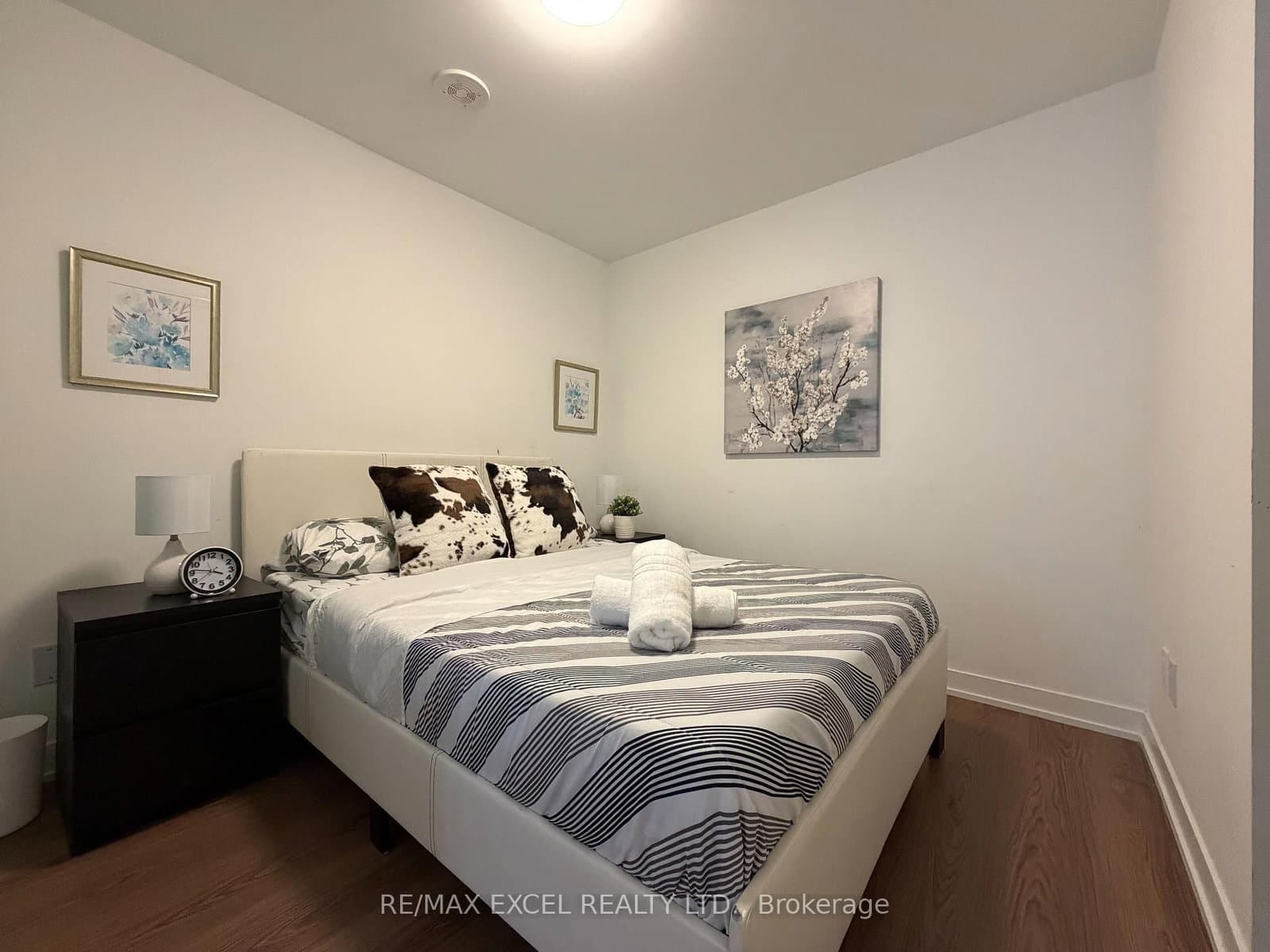319 Jarvis Street, Unit 4808 thumbnail 6