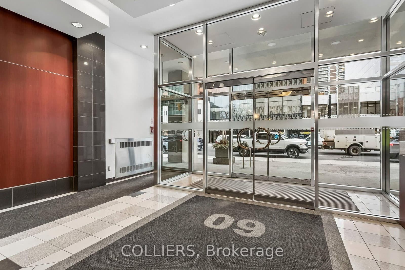 60 St Clair Avenue E, Unit 1006 thumbnail 9
